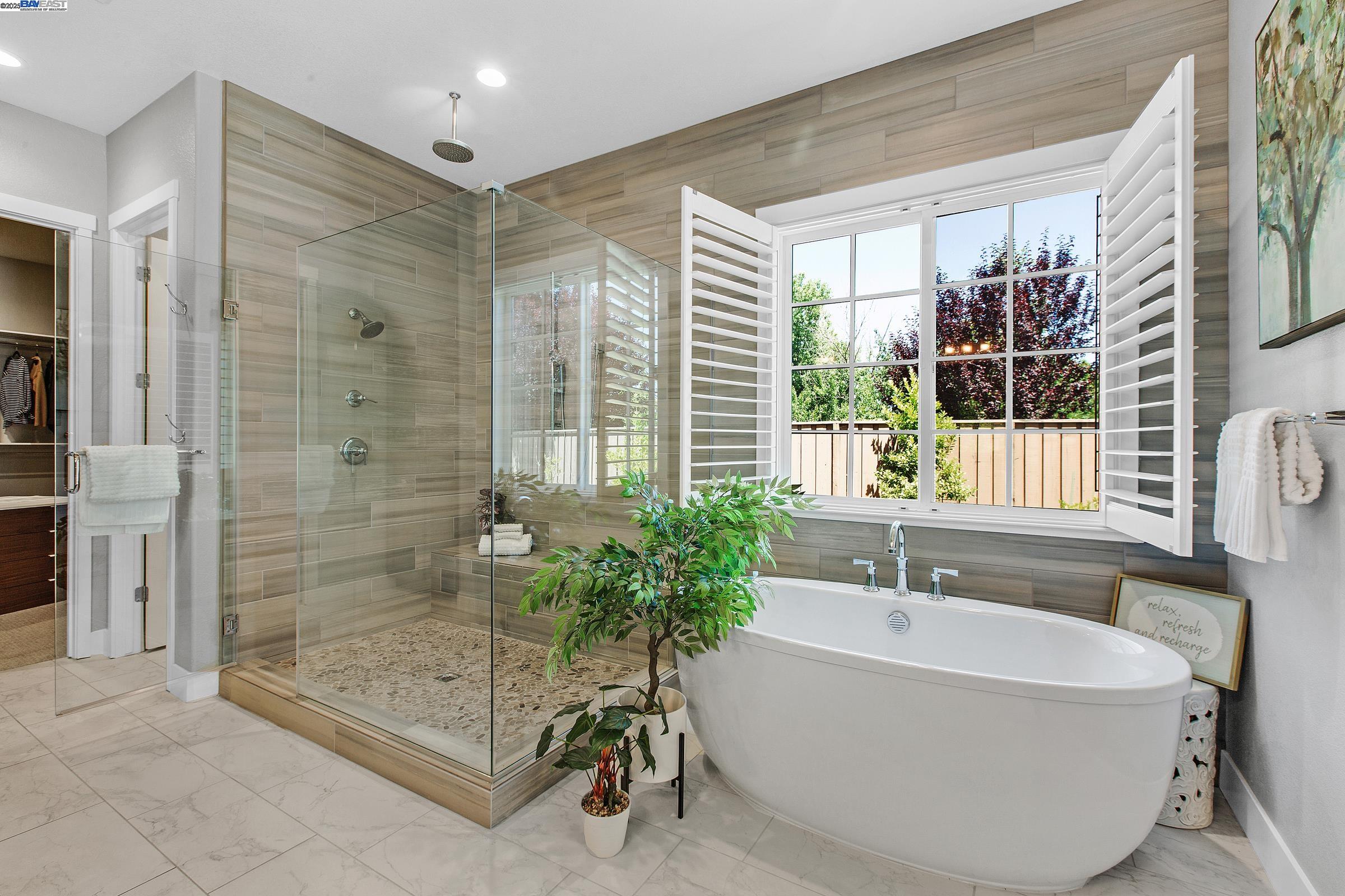 Pleasanton, California, 94566, United States, 4 Bedrooms Bedrooms, ,5 BathroomsBathrooms,Residential,Active,1900187