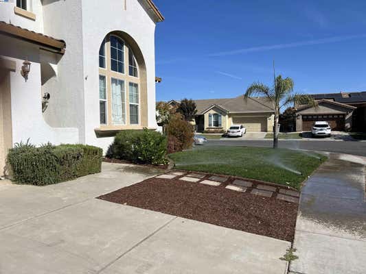 2241 JESSICA CIRCLE, ESCALON, CA 95320 - Image 1