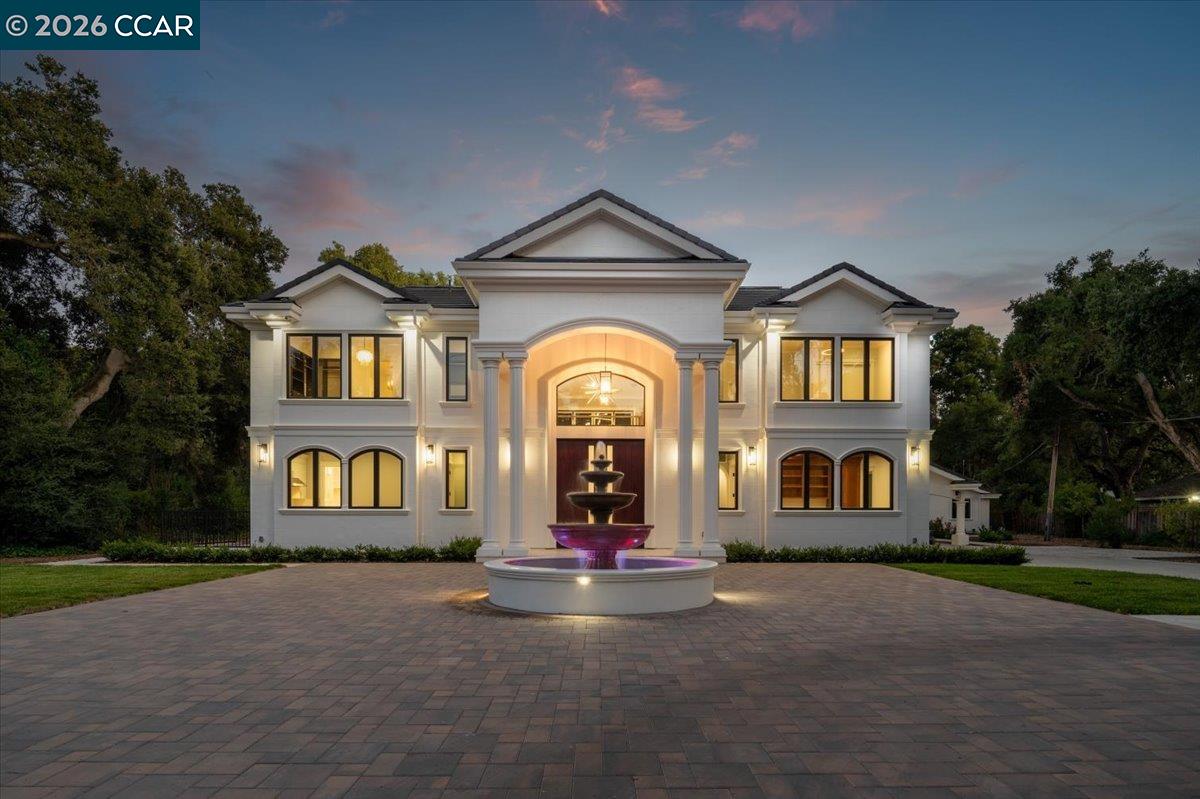 Atherton, California, 94027, United States, 9 Bedrooms Bedrooms, ,10 BathroomsBathrooms,Residential,Active,2010913