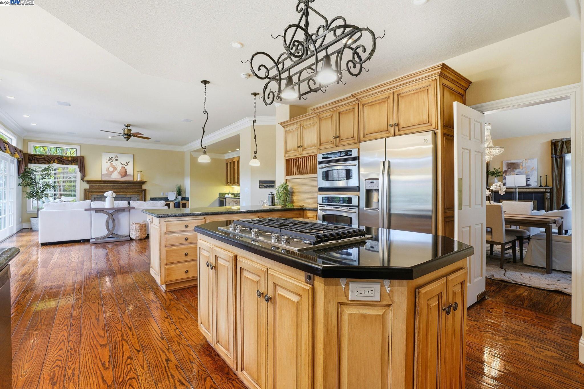 Danville, California, 94506, United States, 4 Bedrooms Bedrooms, ,3 BathroomsBathrooms,Residential,Active,1964284