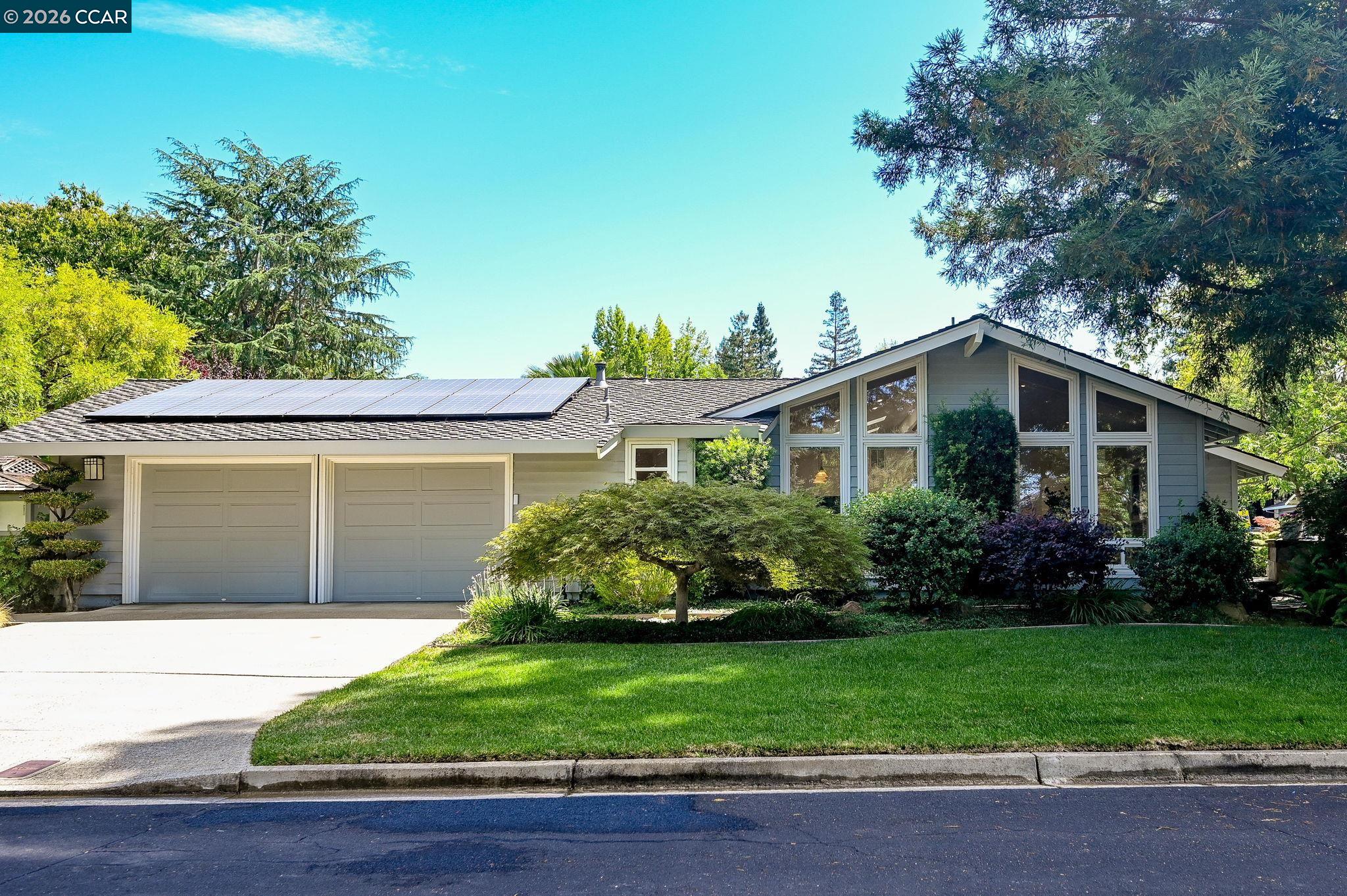 Alamo, California, 94507, United States, 4 Bedrooms Bedrooms, ,4 BathroomsBathrooms,Residential,Active,2009393