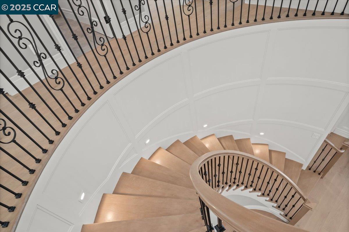 Atherton, California, 94027, United States, 9 Bedrooms Bedrooms, ,10 BathroomsBathrooms,Residential,Active,2006834