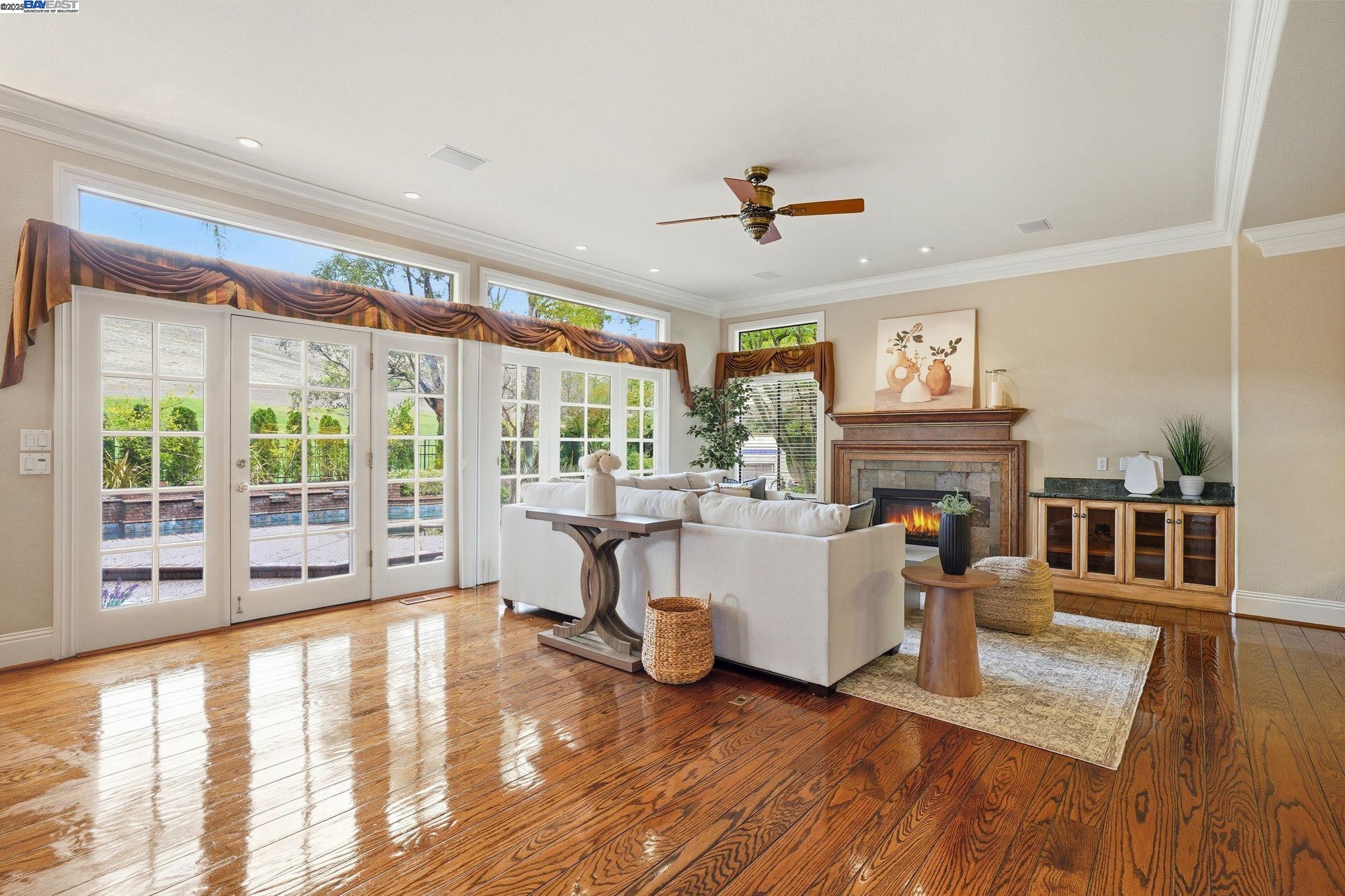 Danville, California, 94506, United States, 4 Bedrooms Bedrooms, ,3 BathroomsBathrooms,Residential,Active,1964284