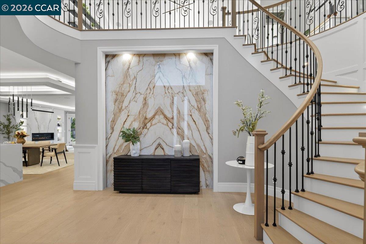 Atherton, California, 94027, United States, 9 Bedrooms Bedrooms, ,10 BathroomsBathrooms,Residential,Active,2010913