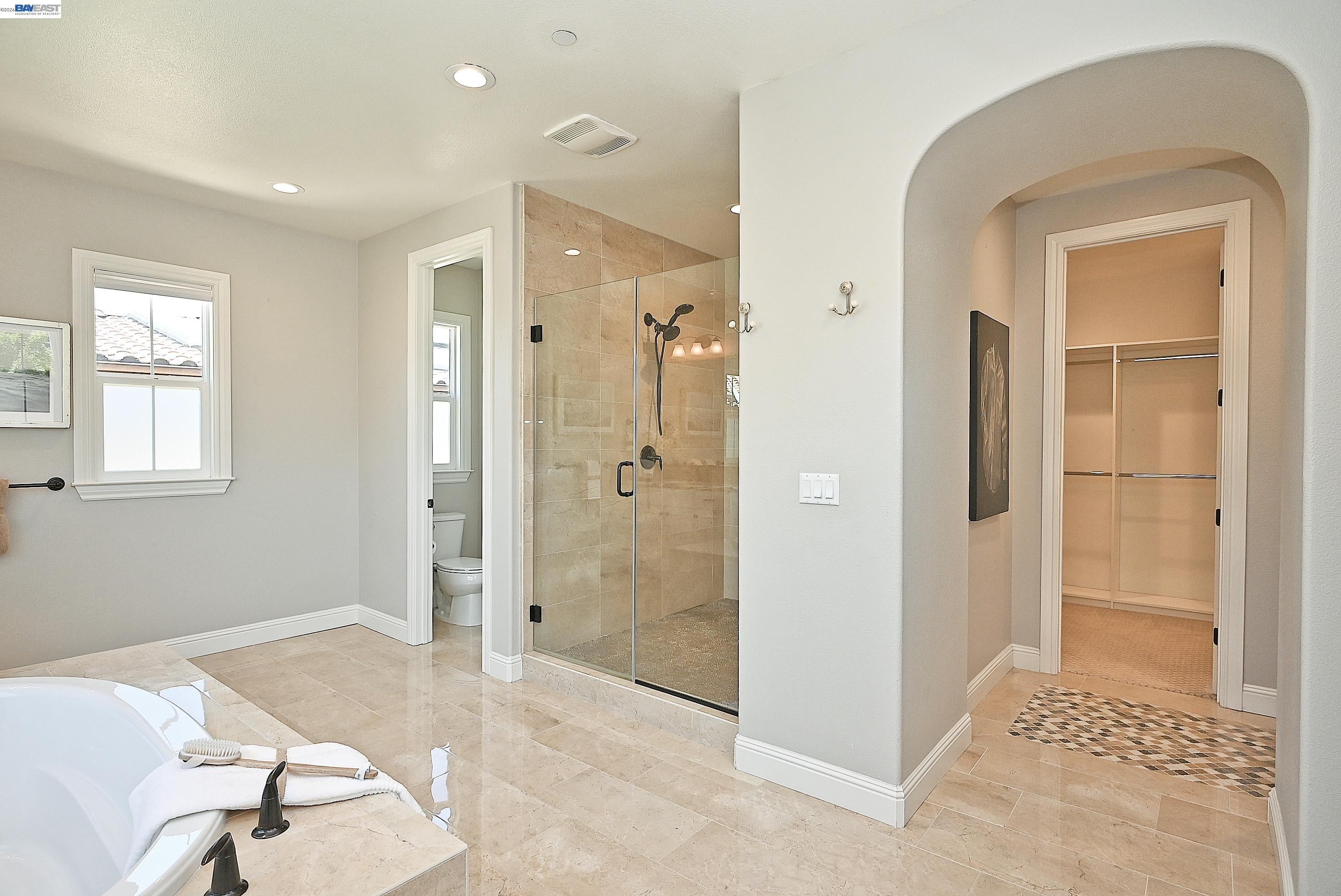 Danville, California, 94506, United States, 5 Bedrooms Bedrooms, ,6 BathroomsBathrooms,Residential,Active,2045396