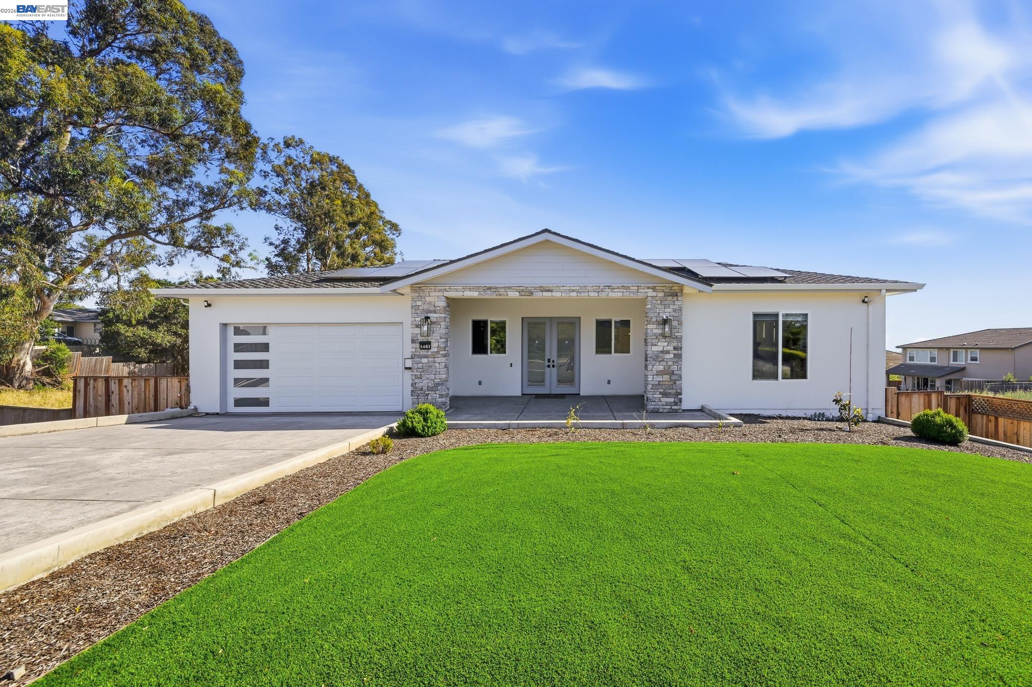 Castro Valley, California, 94546, United States, 5 Bedrooms Bedrooms, ,7 BathroomsBathrooms,Residential,Active,2044535