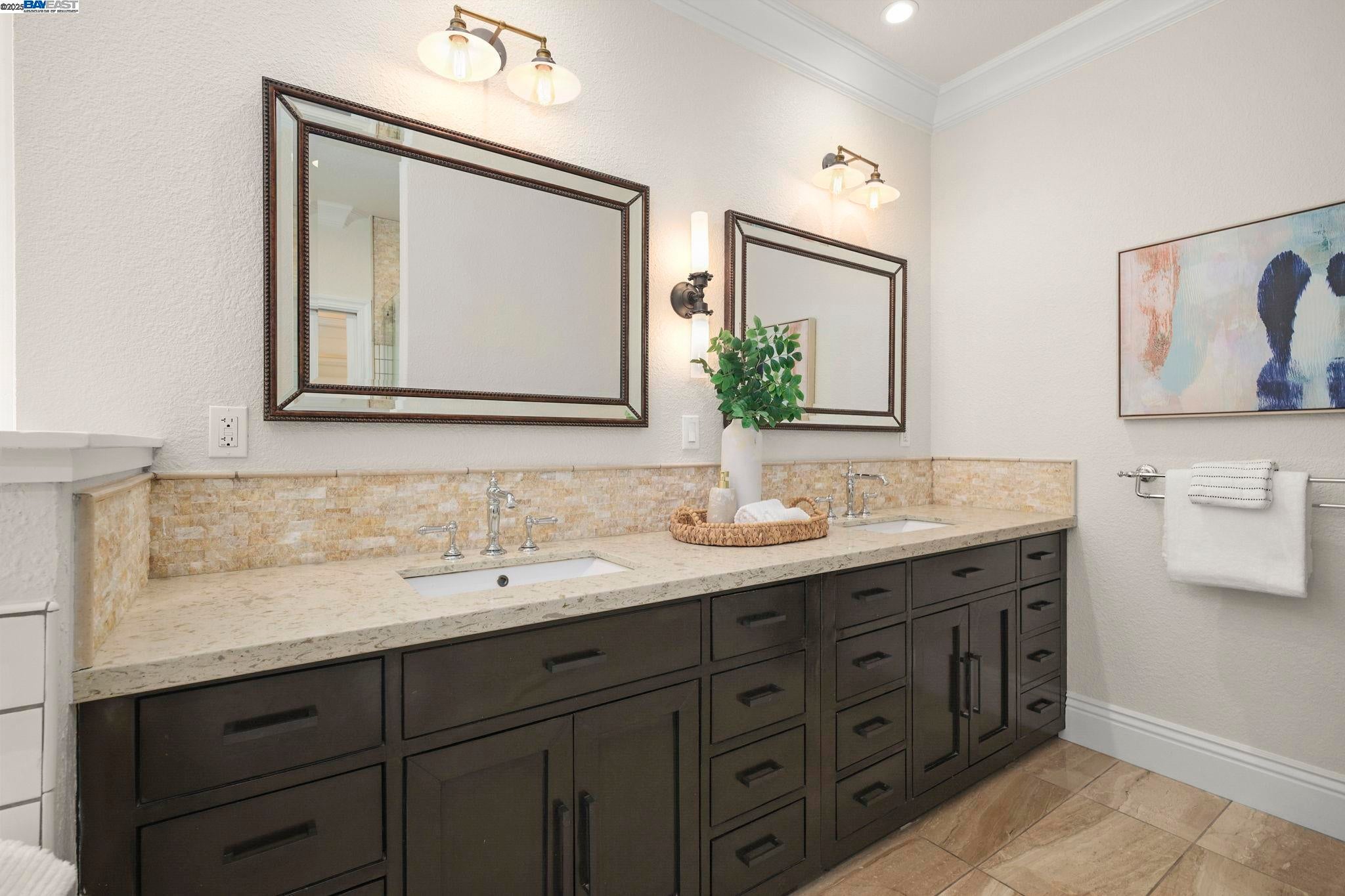 Alamo, California, 94507, United States, 5 Bedrooms Bedrooms, ,3 BathroomsBathrooms,Residential,Active,1904147