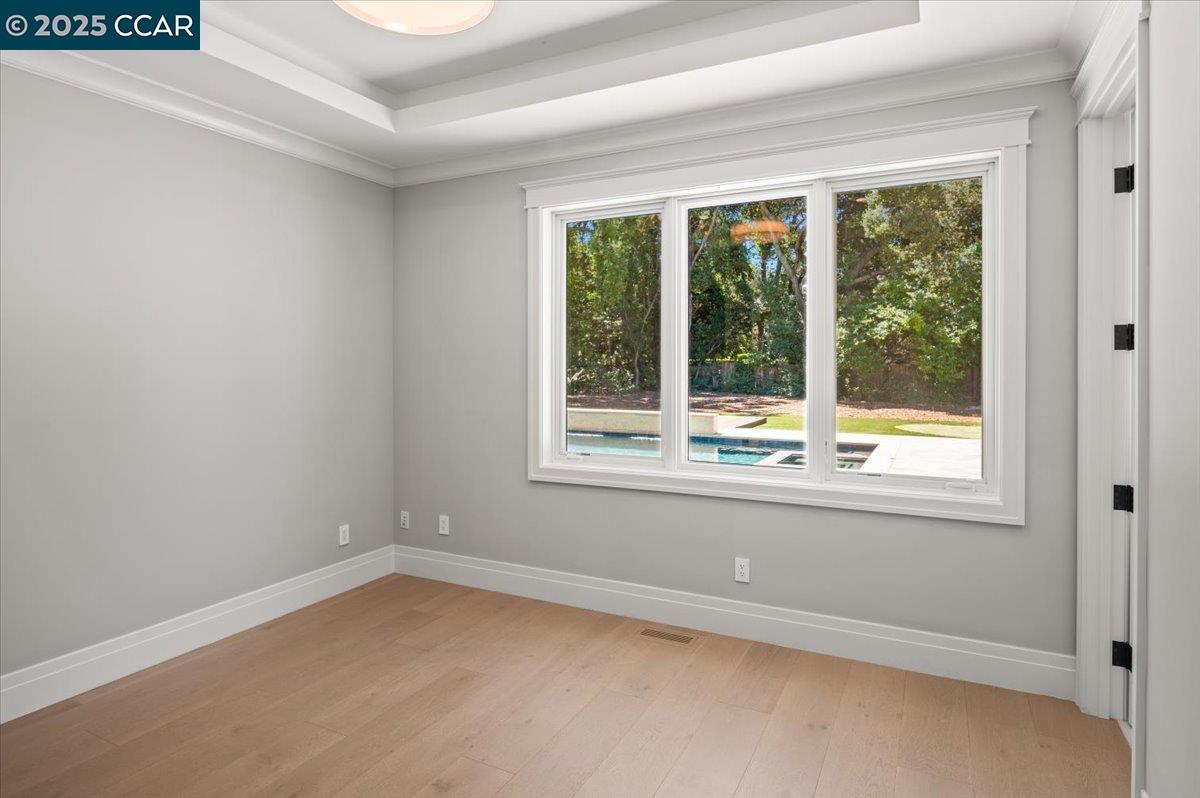 Atherton, California, 94027, United States, 9 Bedrooms Bedrooms, ,10 BathroomsBathrooms,Residential,Active,1900197