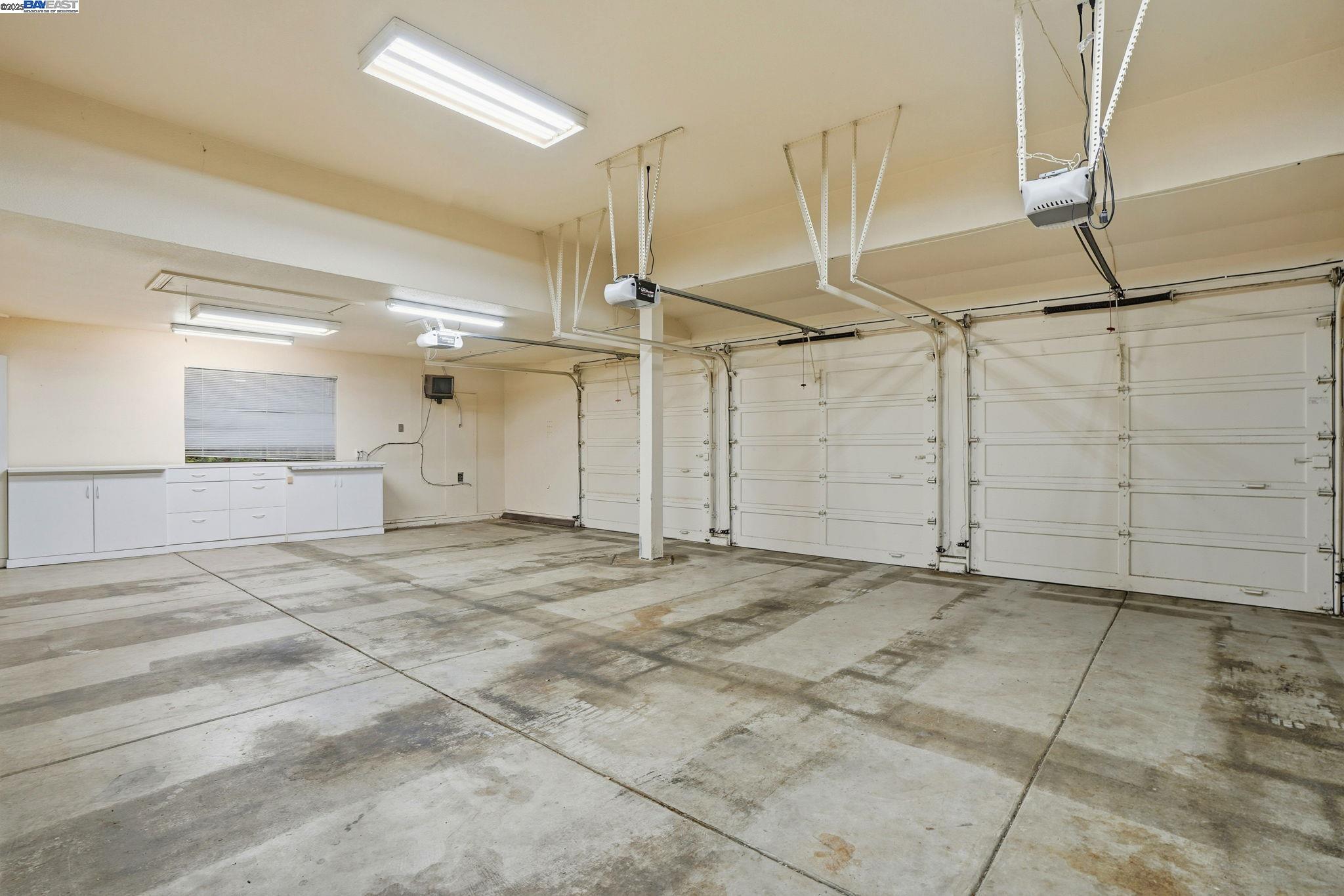 Danville, California, 94506, United States, 4 Bedrooms Bedrooms, ,3 BathroomsBathrooms,Residential,Active,1964284