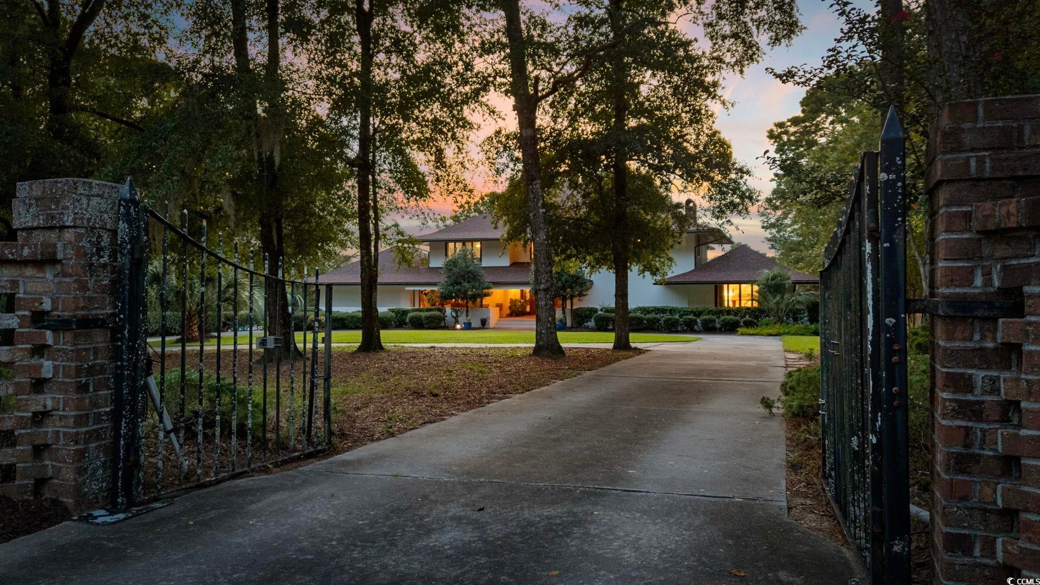 Georgetown, South Carolina, 29440, United States, 7 Bedrooms Bedrooms, ,5 BathroomsBathrooms,Residential,Active,1922301