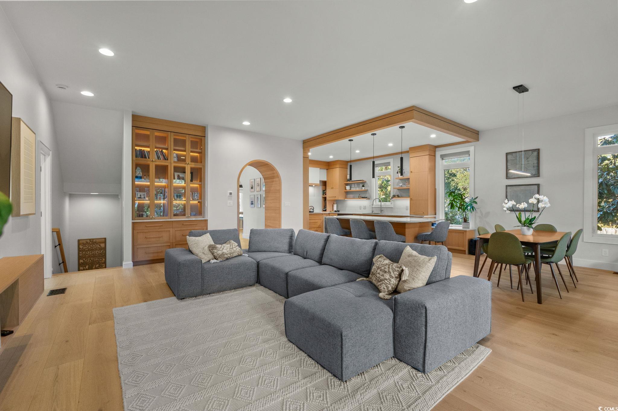 Myrtle Beach, South Carolina, 29577, United States, 4 Bedrooms Bedrooms, ,4 BathroomsBathrooms,Residential,Active,1989747