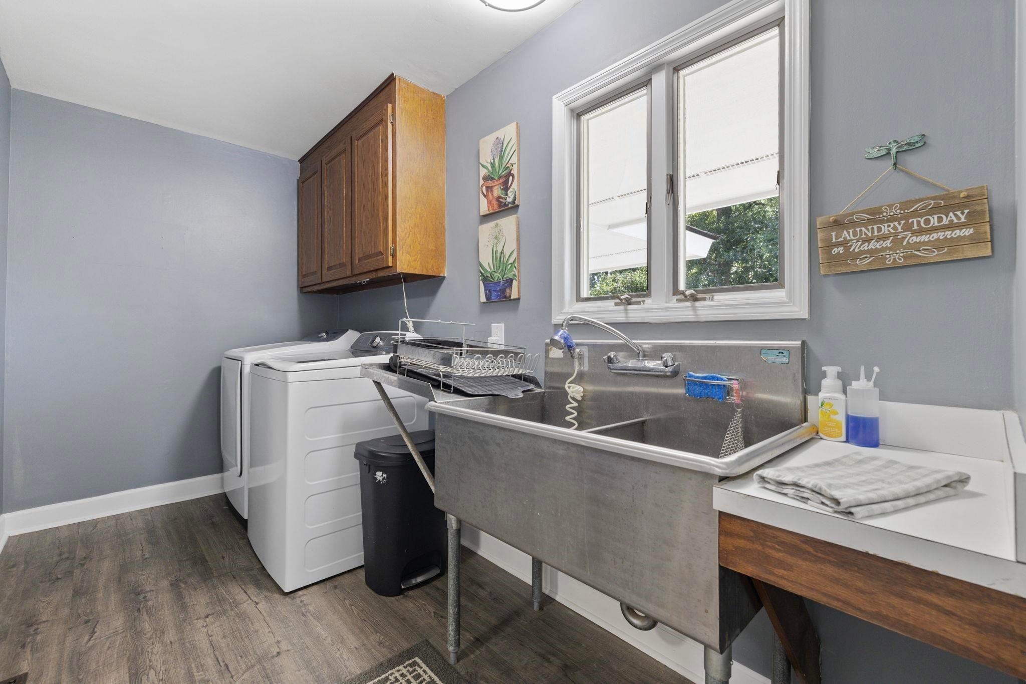 Georgetown, South Carolina, 29440, United States, 7 Bedrooms Bedrooms, ,5 BathroomsBathrooms,Residential,Active,2022384