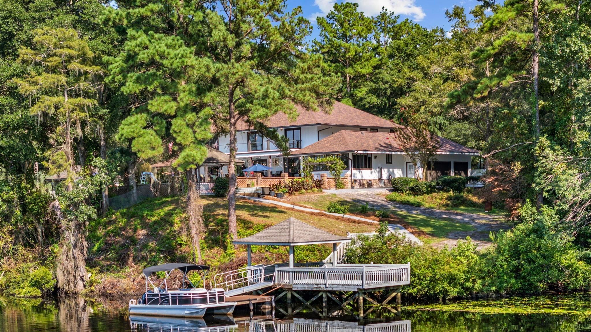 Georgetown, South Carolina, 29440, United States, 7 Bedrooms Bedrooms, ,5 BathroomsBathrooms,Residential,Active,2022384