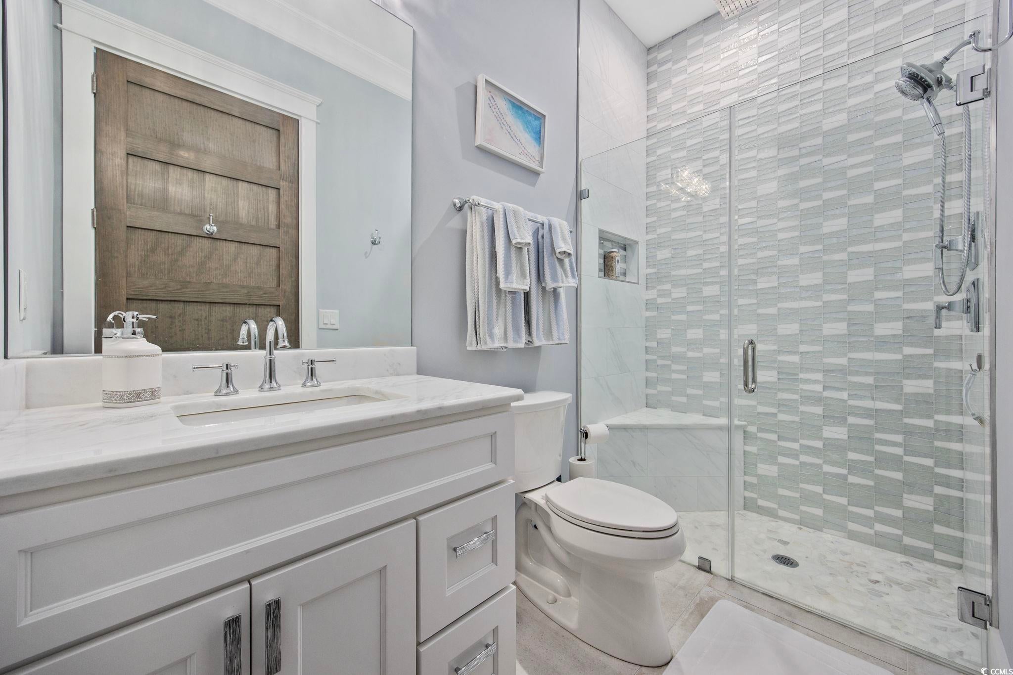 Myrtle Beach, South Carolina, 29579, United States, 4 Bedrooms Bedrooms, ,6 BathroomsBathrooms,Residential,Contingent,1946325