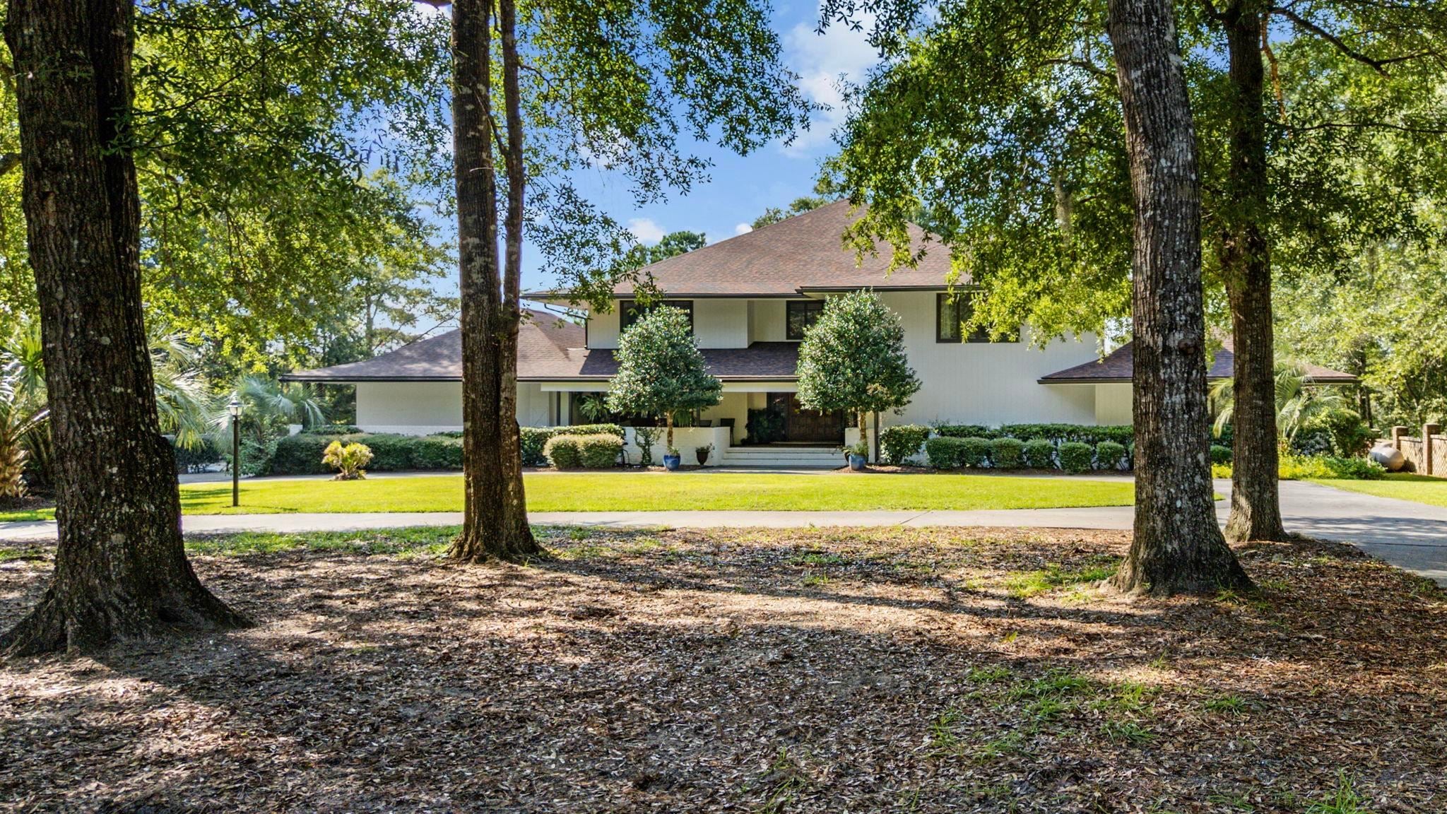 Georgetown, South Carolina, 29440, United States, 7 Bedrooms Bedrooms, ,5 BathroomsBathrooms,Residential,Active,2022384