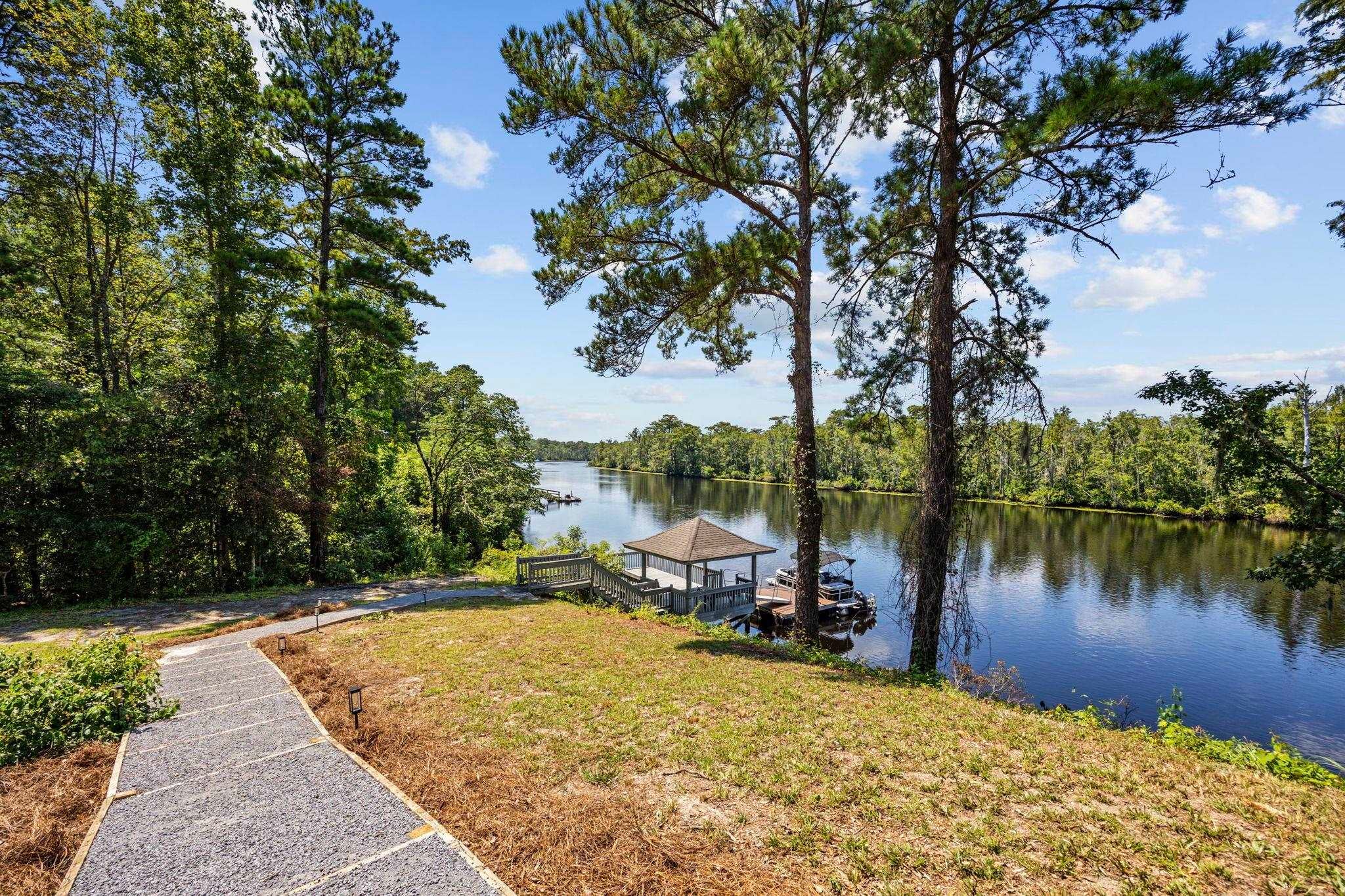 Georgetown, South Carolina, 29440, United States, 7 Bedrooms Bedrooms, ,5 BathroomsBathrooms,Residential,Active,2022384