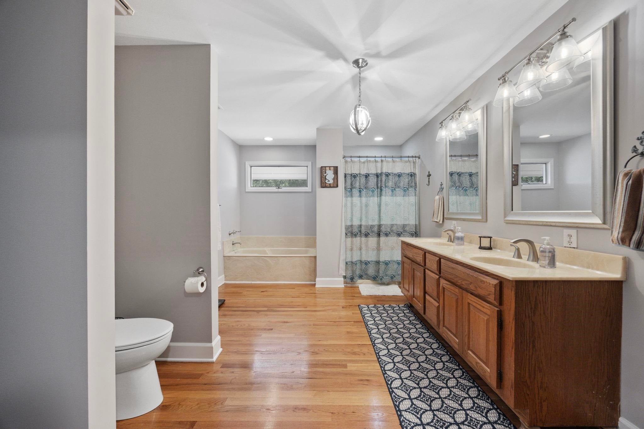 Georgetown, South Carolina, 29440, United States, 7 Bedrooms Bedrooms, ,5 BathroomsBathrooms,Residential,Active,2022384