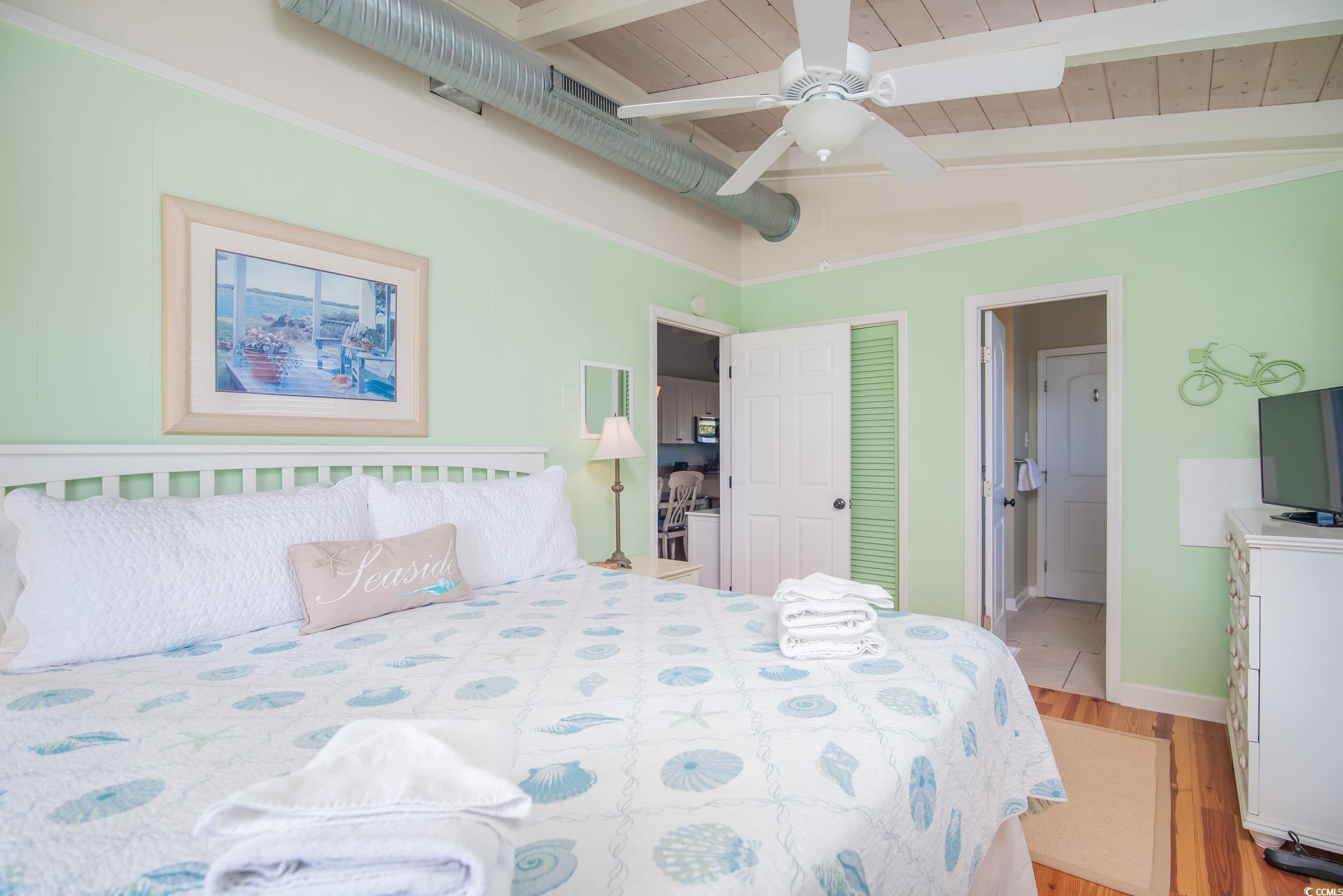 Pawleys Island, South Carolina, 29585, United States, 6 Bedrooms Bedrooms, ,3 BathroomsBathrooms,Residential,Active,1762869