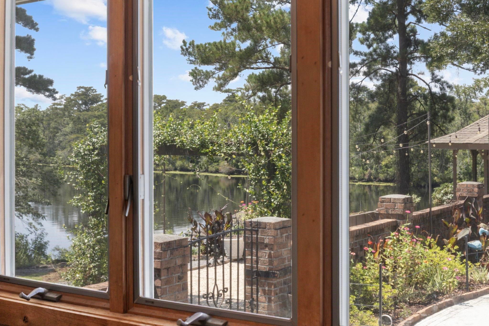 Georgetown, South Carolina, 29440, United States, 7 Bedrooms Bedrooms, ,5 BathroomsBathrooms,Residential,Active,2022384