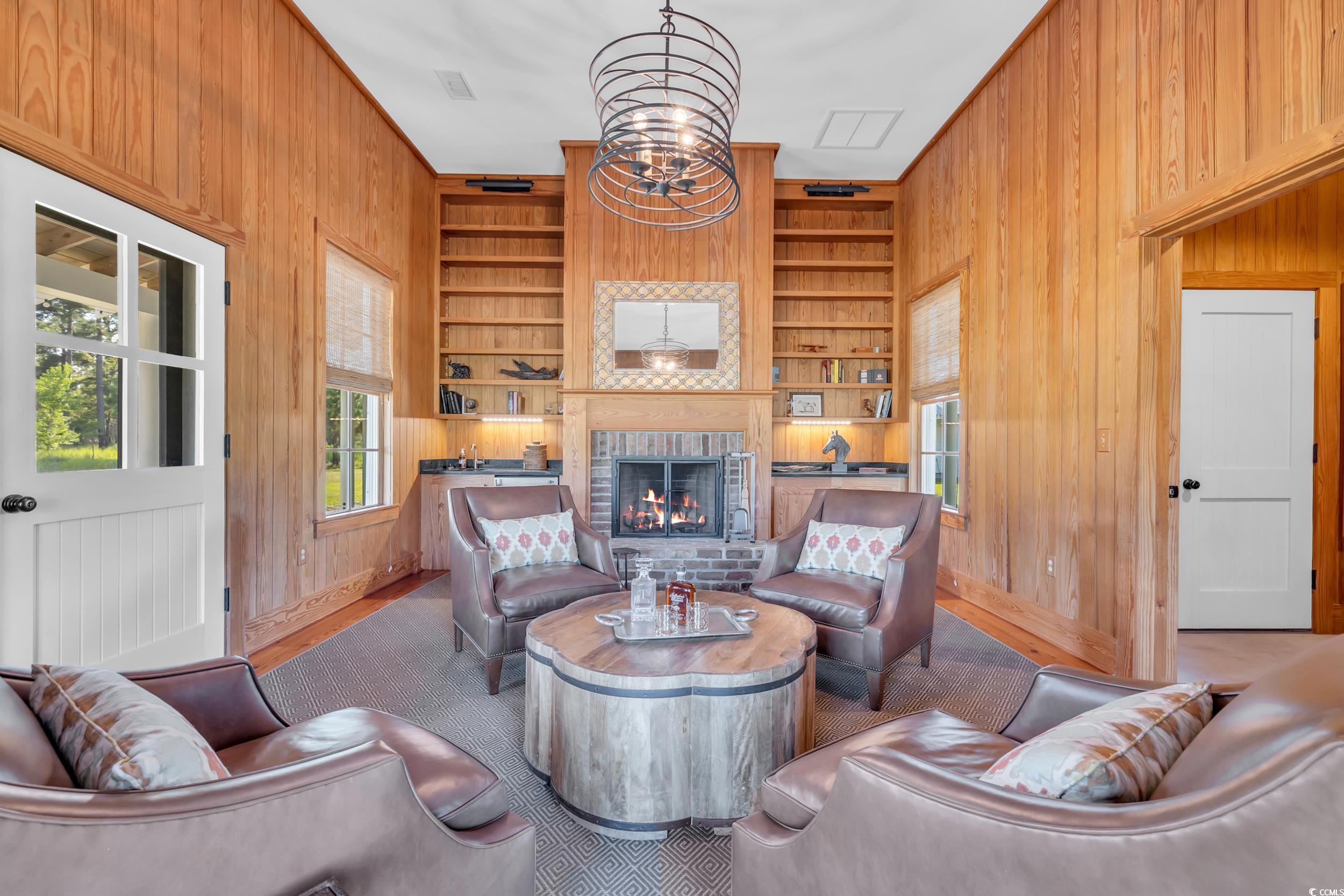 Georgetown, South Carolina, 29440, United States, 5 Bedrooms Bedrooms, ,9 BathroomsBathrooms,Residential,Active,1953653