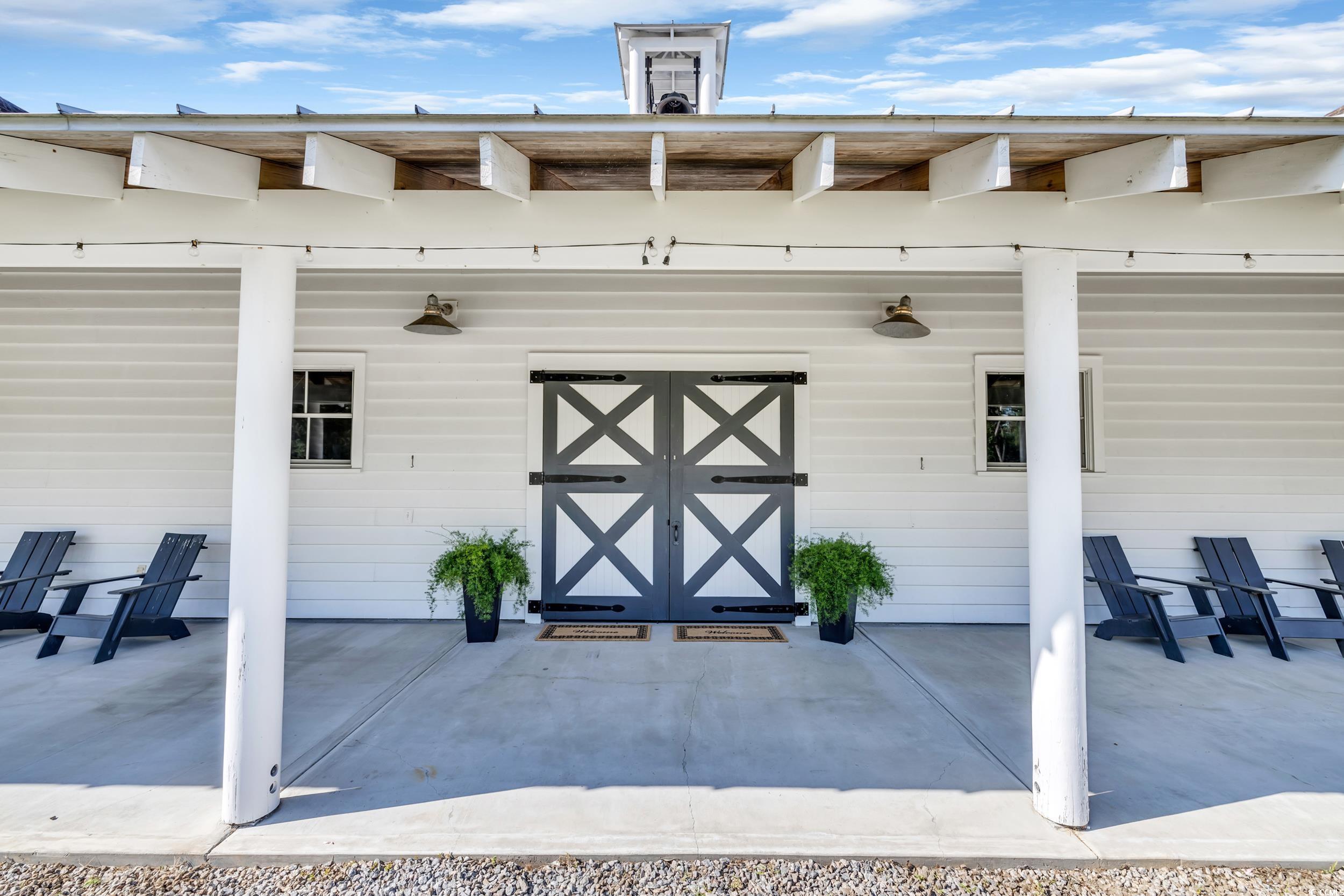 Georgetown, South Carolina, 29440, United States, 5 Bedrooms Bedrooms, ,9 BathroomsBathrooms,Residential,Active,1953653