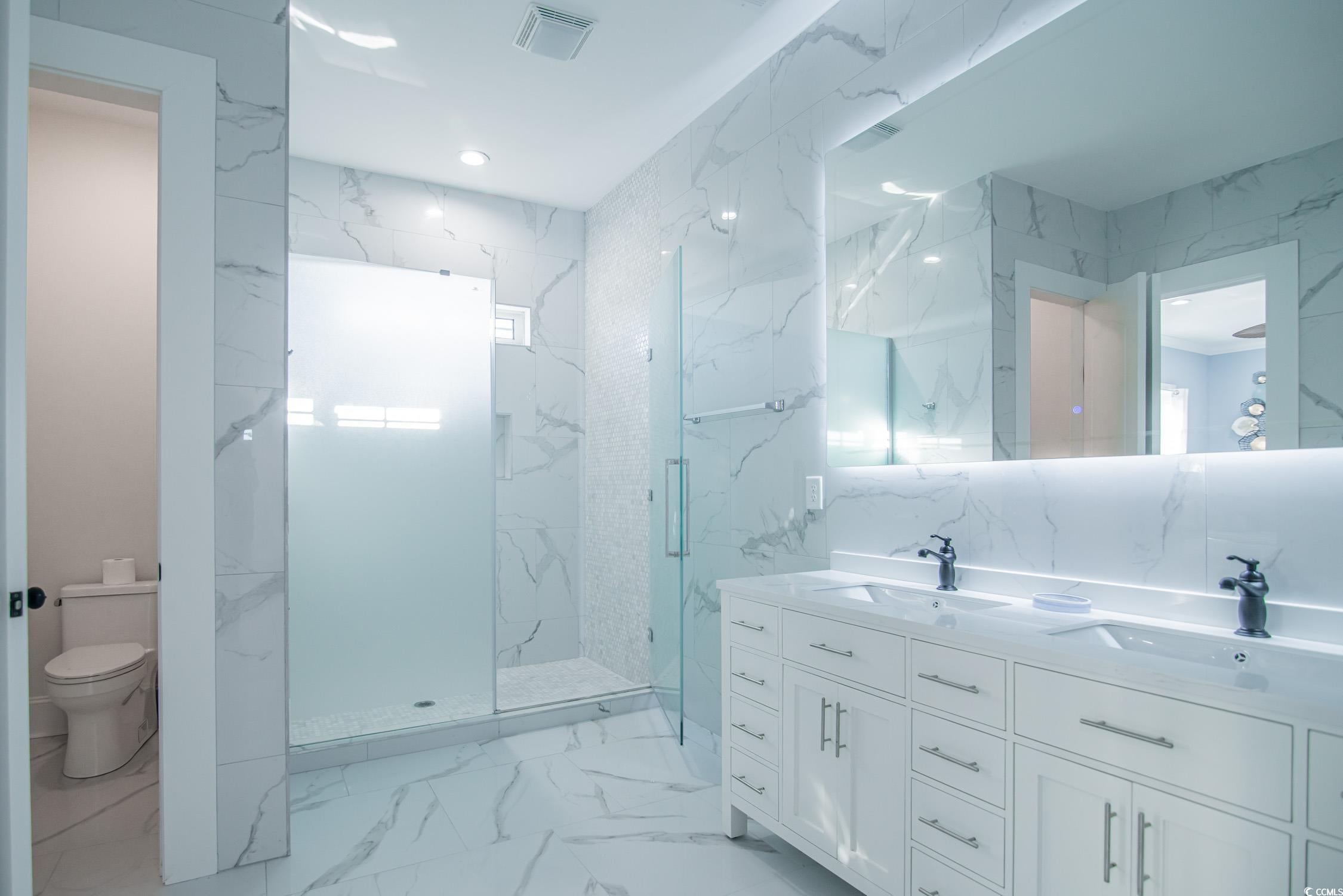 Georgetown, South Carolina, 29440, United States, 8 Bedrooms Bedrooms, ,8 BathroomsBathrooms,Residential,Active,1990031