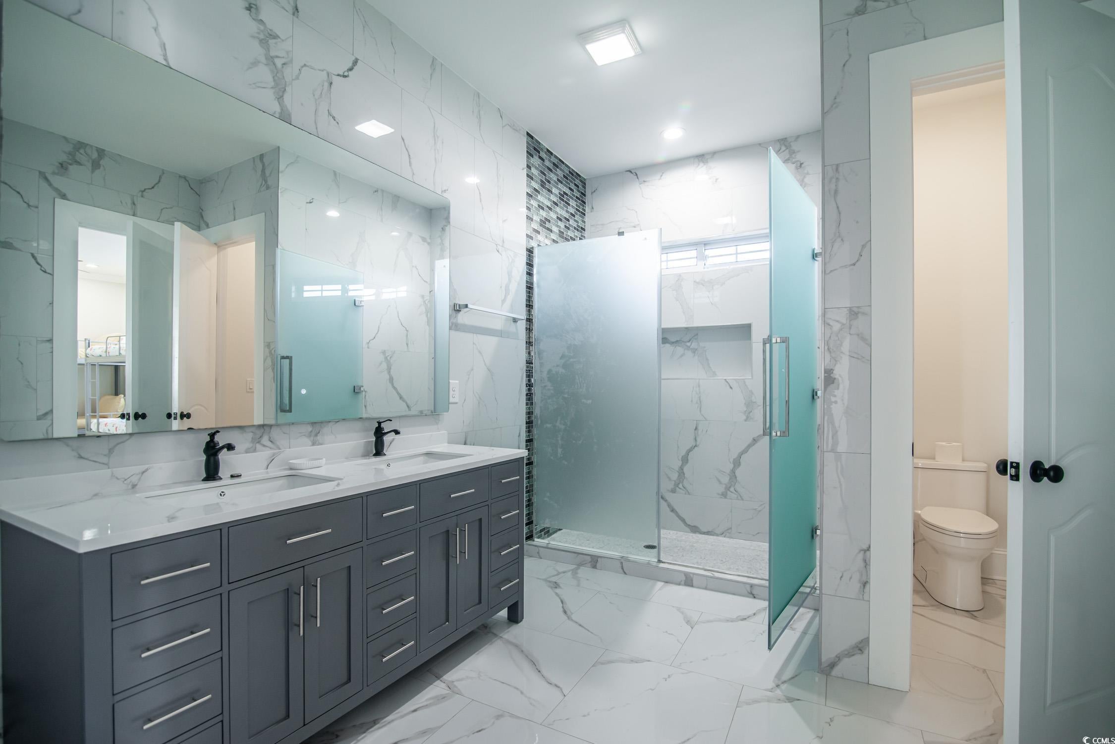 Georgetown, South Carolina, 29440, United States, 8 Bedrooms Bedrooms, ,8 BathroomsBathrooms,Residential,Active,1990031