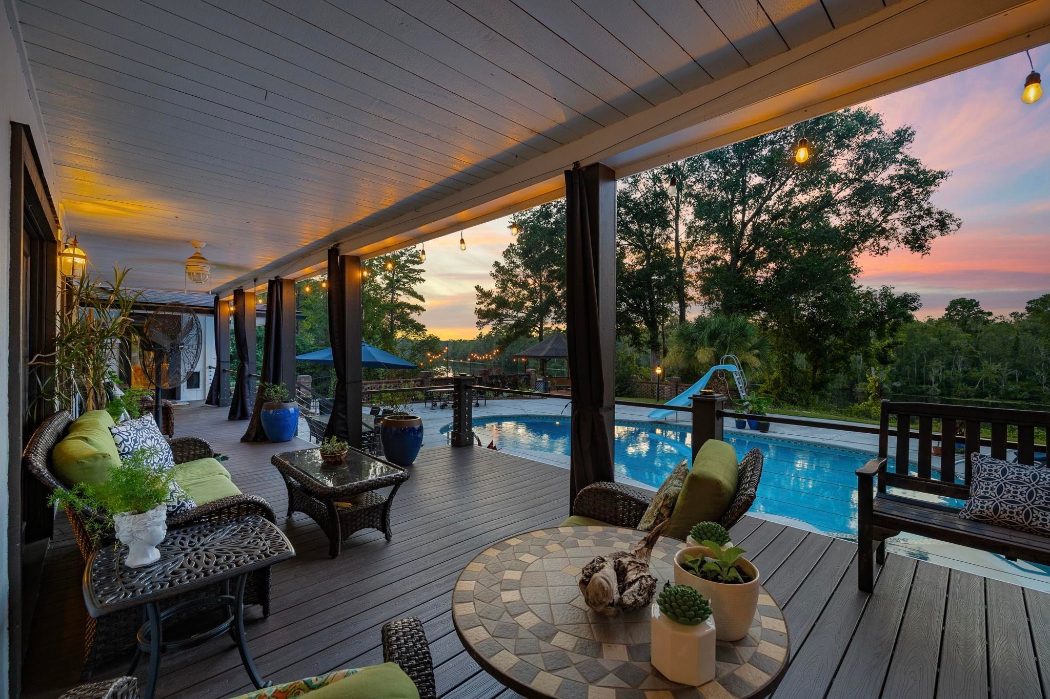 Georgetown, South Carolina, 29440, United States, 7 Bedrooms Bedrooms, ,5 BathroomsBathrooms,Residential,Active,2022384