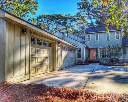 202 SNOWBELL LN, PAWLEYS ISLAND, SC 29585, photo 5 of 40