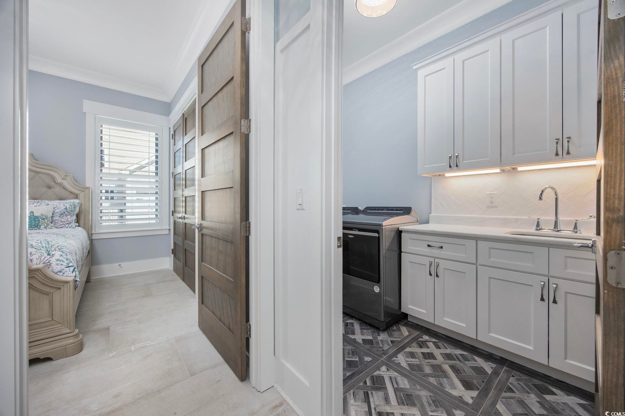 Myrtle Beach, South Carolina, 29579, United States, 4 Bedrooms Bedrooms, ,6 BathroomsBathrooms,Residential,Contingent,1946325