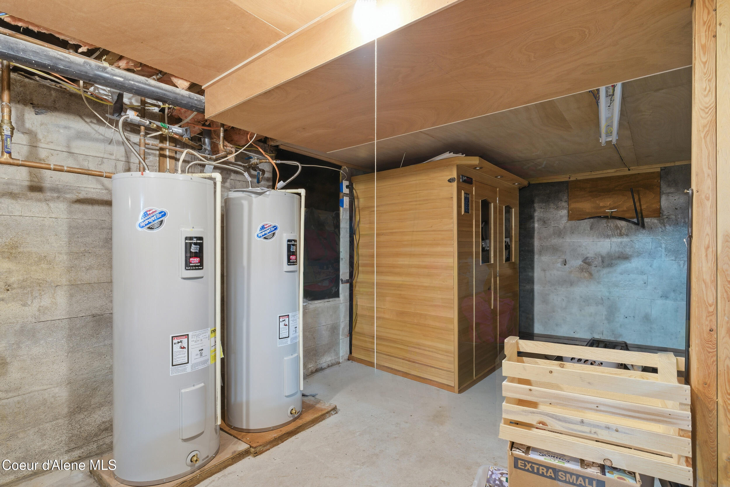 Sandpoint, Idaho, 83864, United States, 5 Bedrooms Bedrooms, ,5 BathroomsBathrooms,Residential,Active,2013917