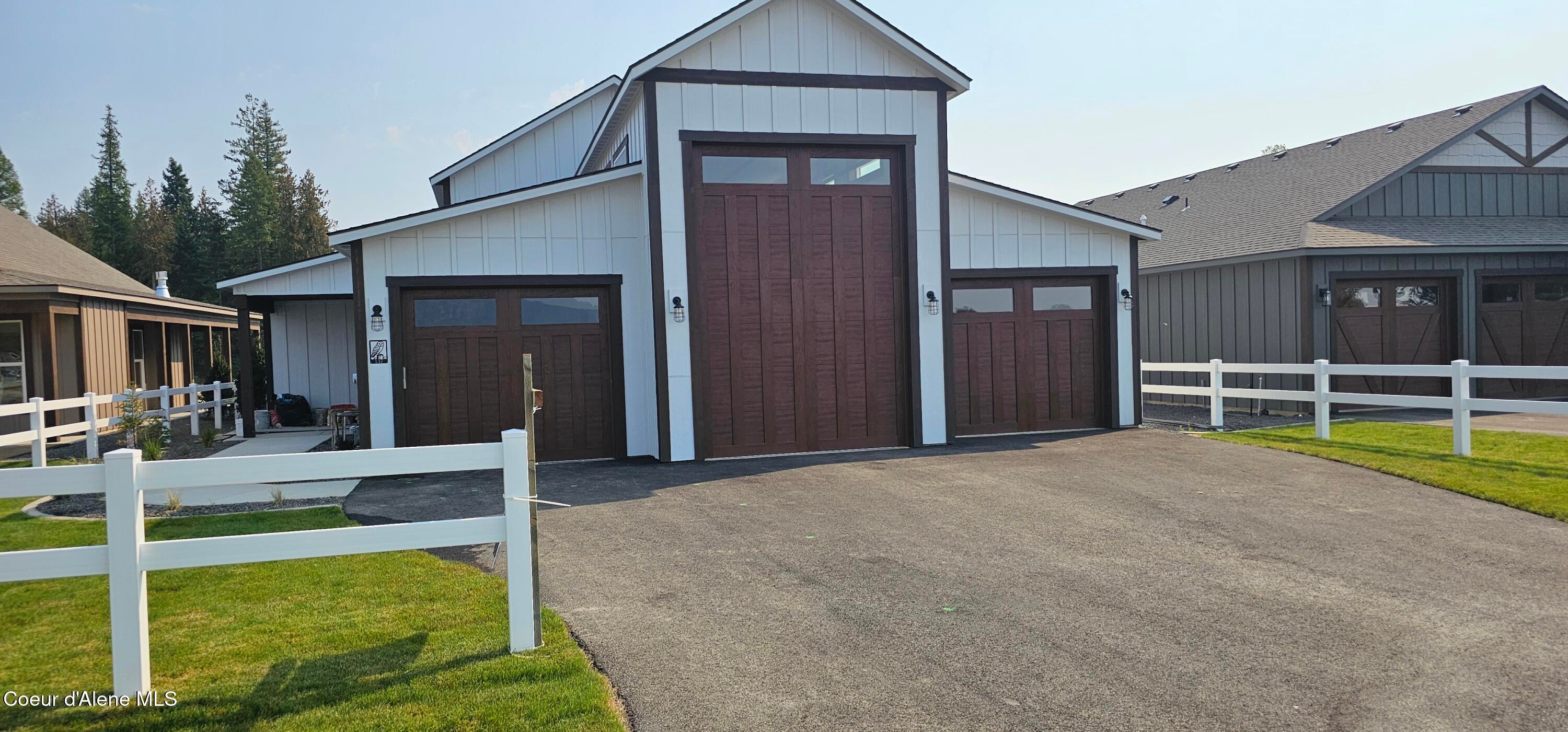 Sandpoint, Idaho, 83864, United States, 3 Bedrooms Bedrooms, ,3 BathroomsBathrooms,Residential,Active,1945083