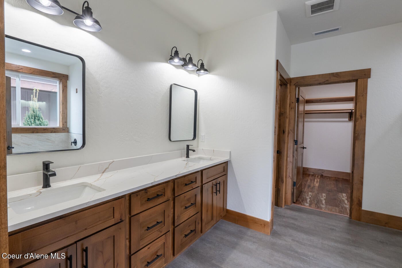 Sandpoint, Idaho, 83864, United States, 3 Bedrooms Bedrooms, ,3 BathroomsBathrooms,Residential,Active,1945083