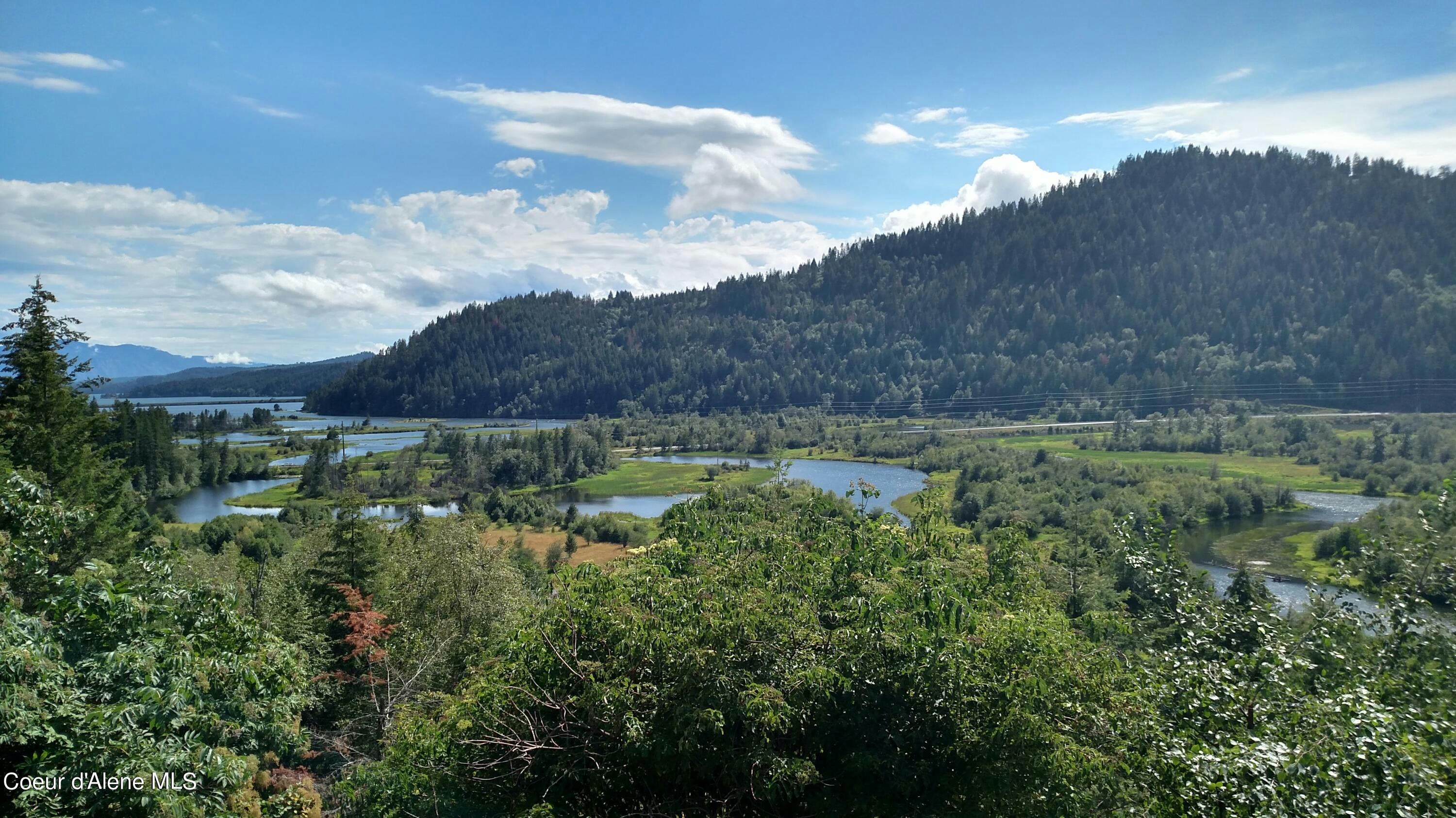 Sandpoint, Idaho, 83864, United States, ,5 BathroomsBathrooms,Residential,Pending,1769677