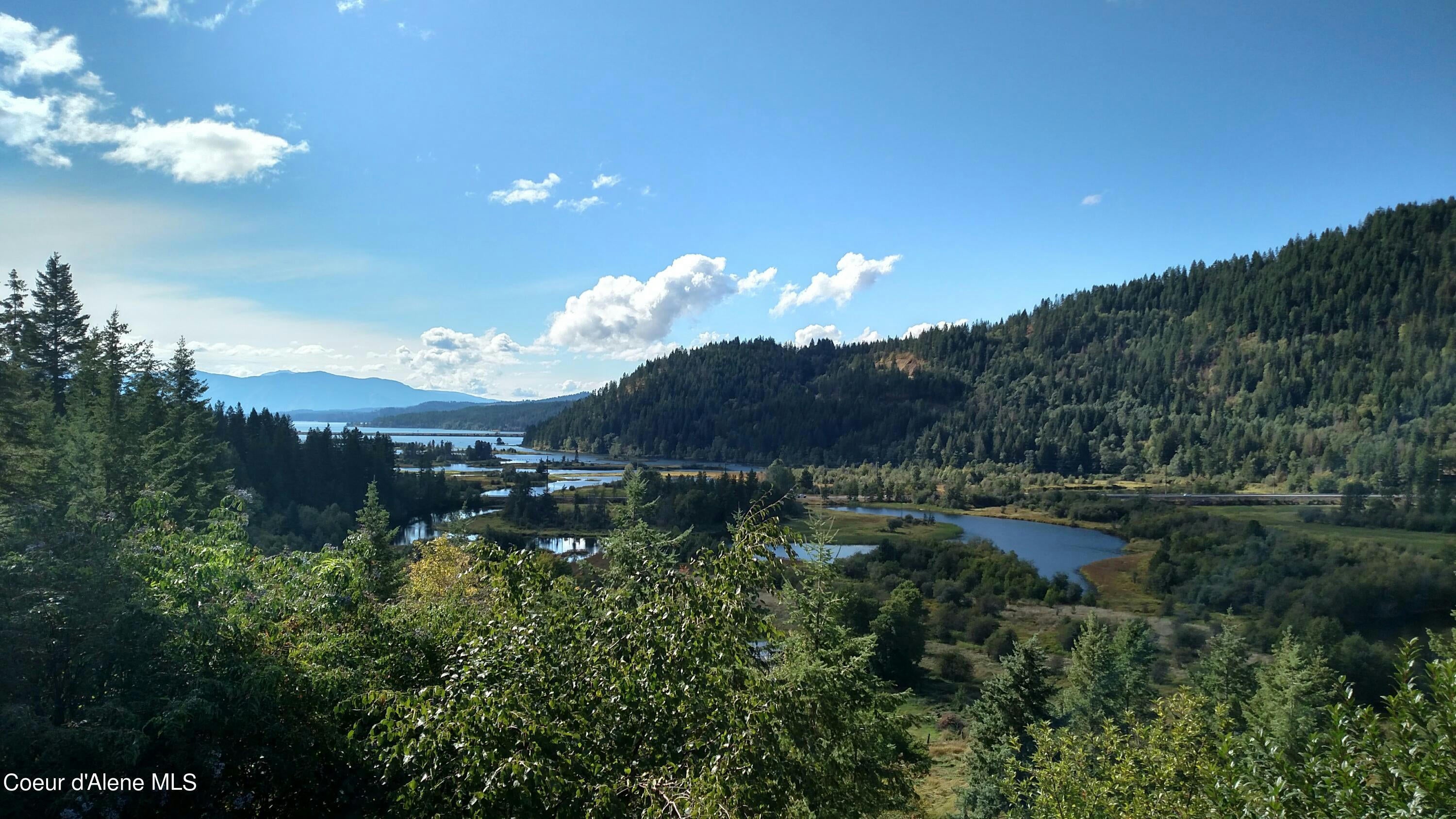 Sandpoint, Idaho, 83864, United States, ,5 BathroomsBathrooms,Residential,Pending,1769677