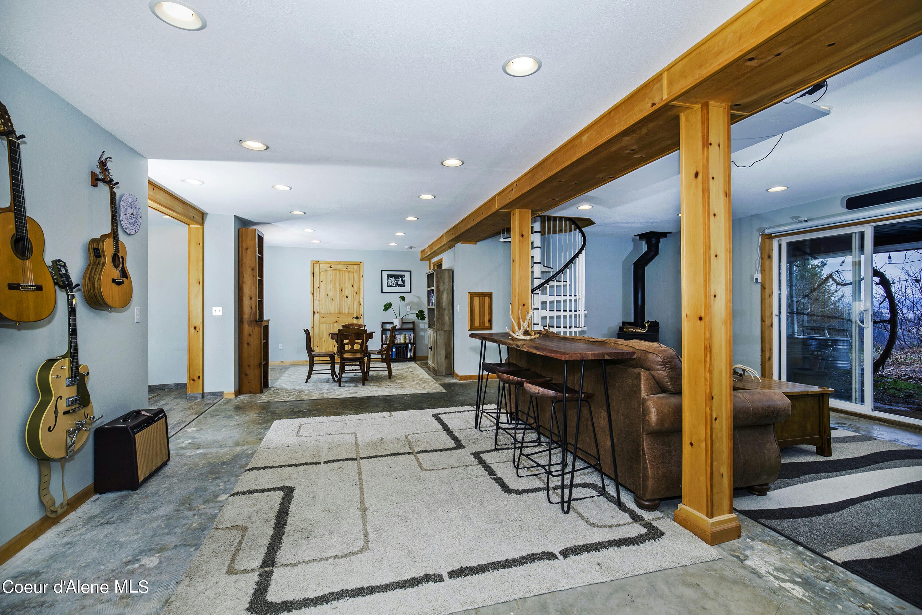 Sandpoint, Idaho, 83864, United States, ,5 BathroomsBathrooms,Residential,Pending,1769677