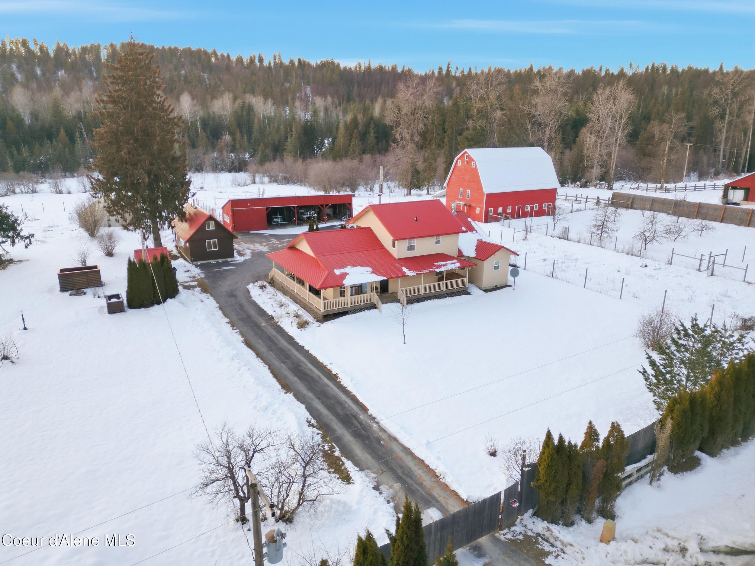 Sandpoint, Idaho, 83864, United States, 5 Bedrooms Bedrooms, ,5 BathroomsBathrooms,Residential,Active,2013917