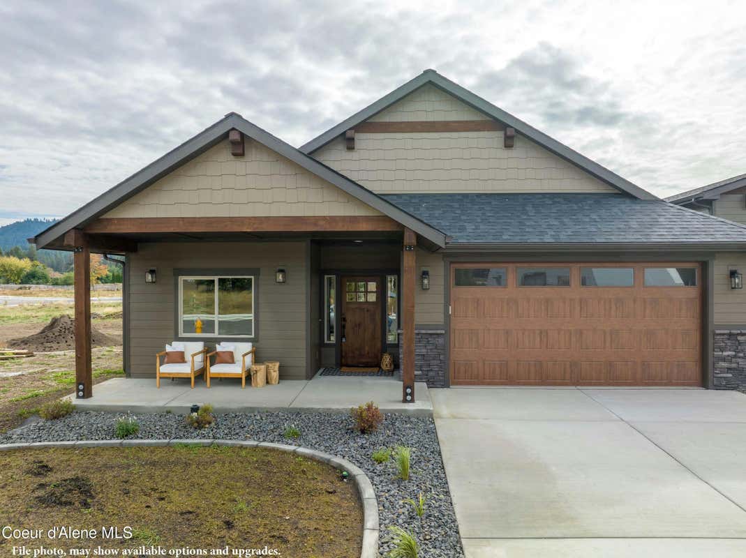 9505 SECRETARIAT LN, HAYDEN, ID 83835, photo 1 of 5