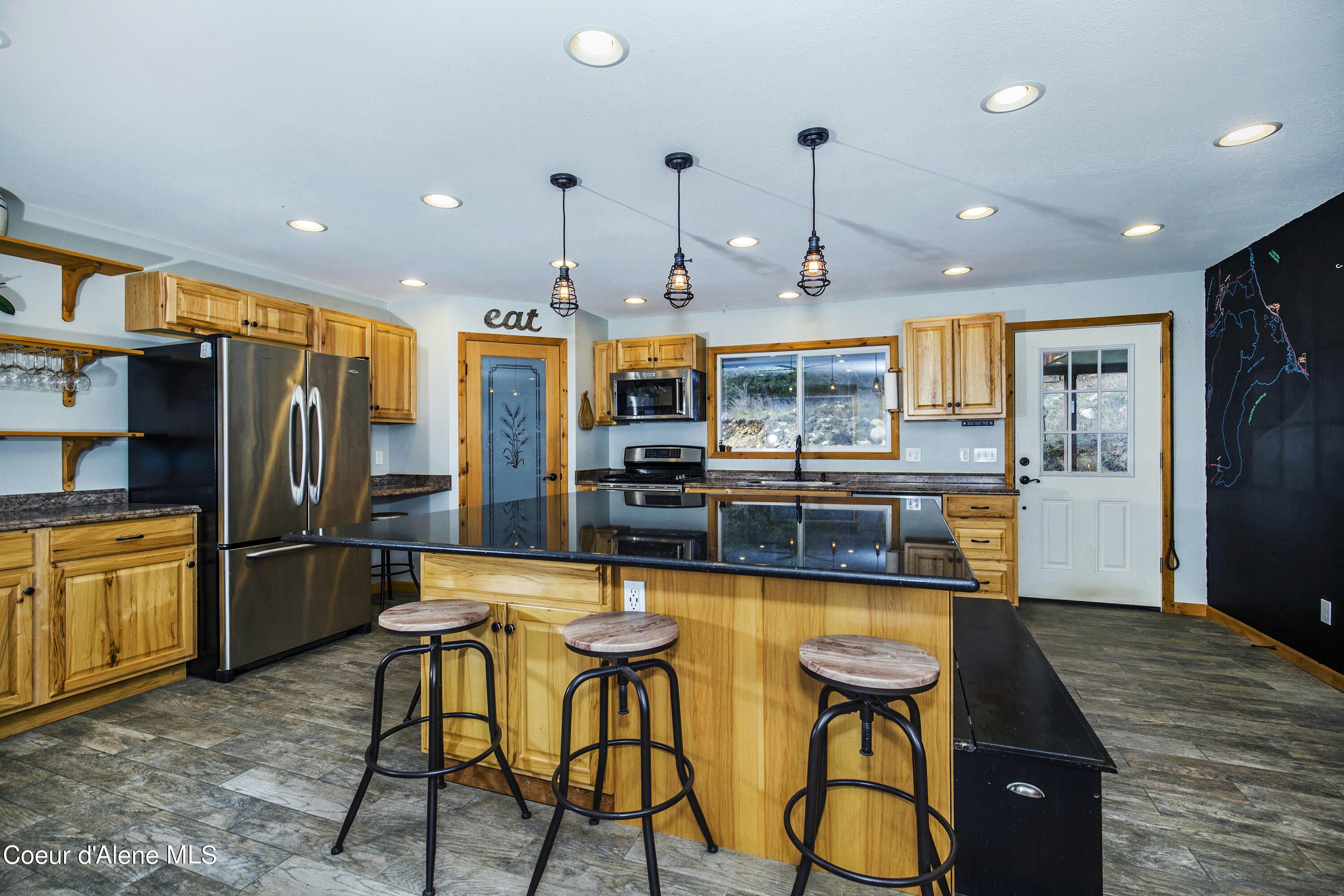 Sandpoint, Idaho, 83864, United States, ,5 BathroomsBathrooms,Residential,Pending,1769677