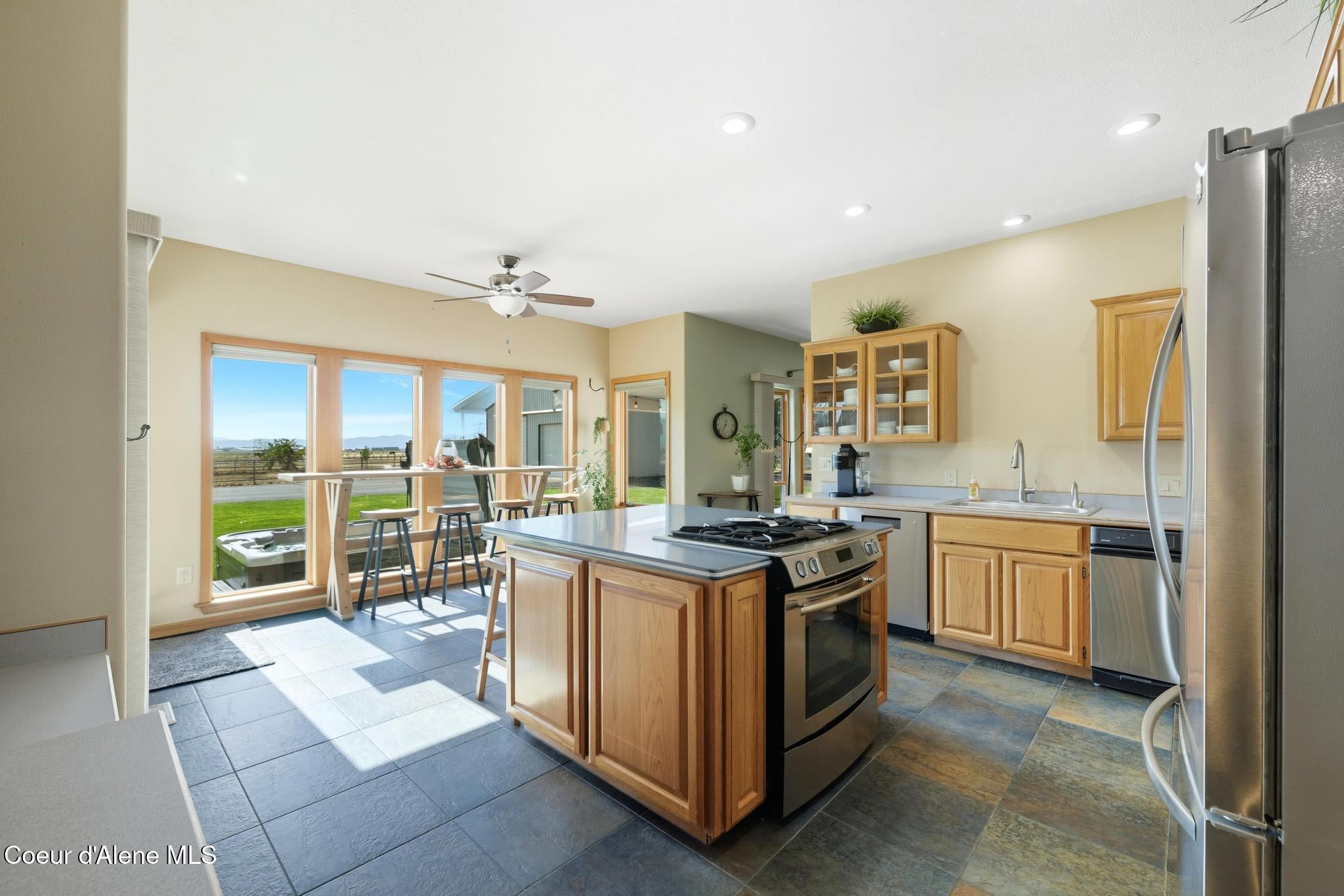 Rathdrum, Idaho, 83858, United States, 4 Bedrooms Bedrooms, ,4 BathroomsBathrooms,Residential,Active,1963415