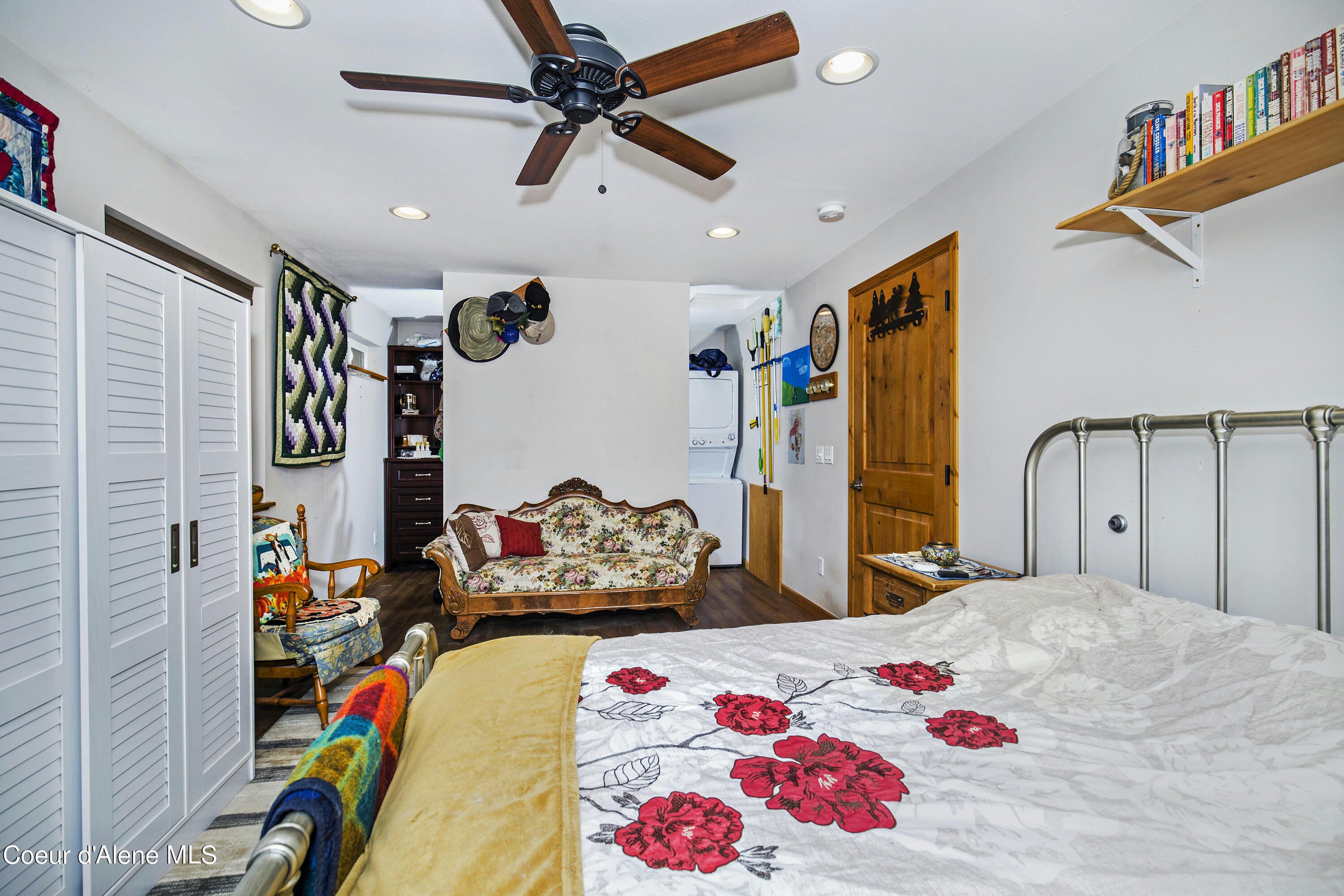 Sandpoint, Idaho, 83864, United States, ,5 BathroomsBathrooms,Residential,Pending,1769677