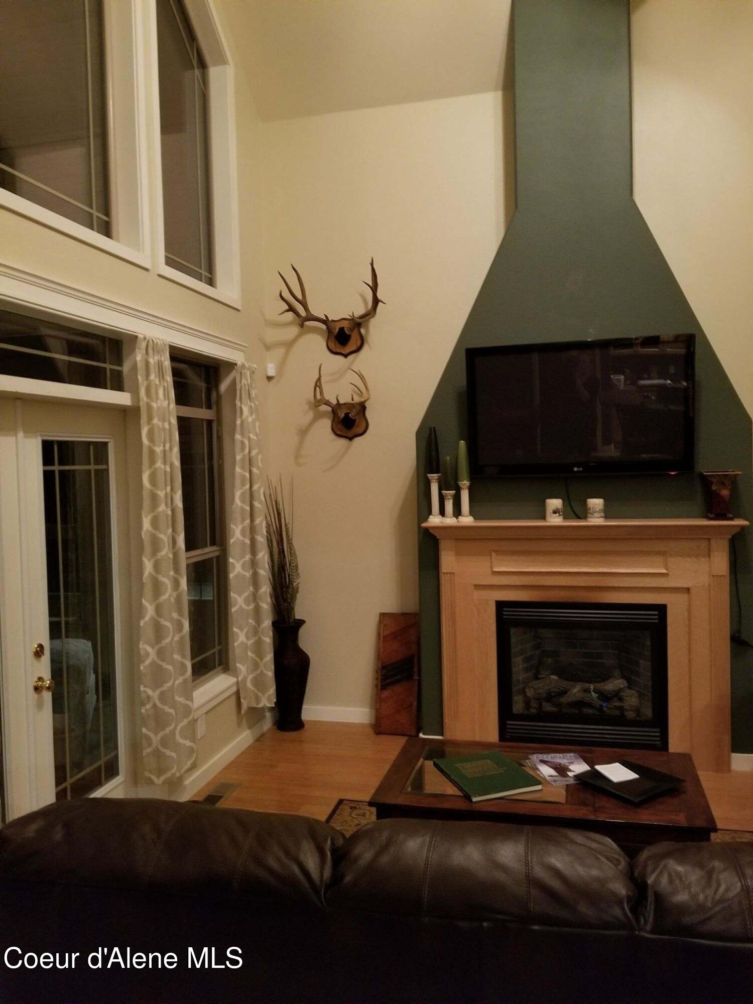 Bonners Ferry, Idaho, 83805, United States, ,4 BathroomsBathrooms,Residential,Active,1769461