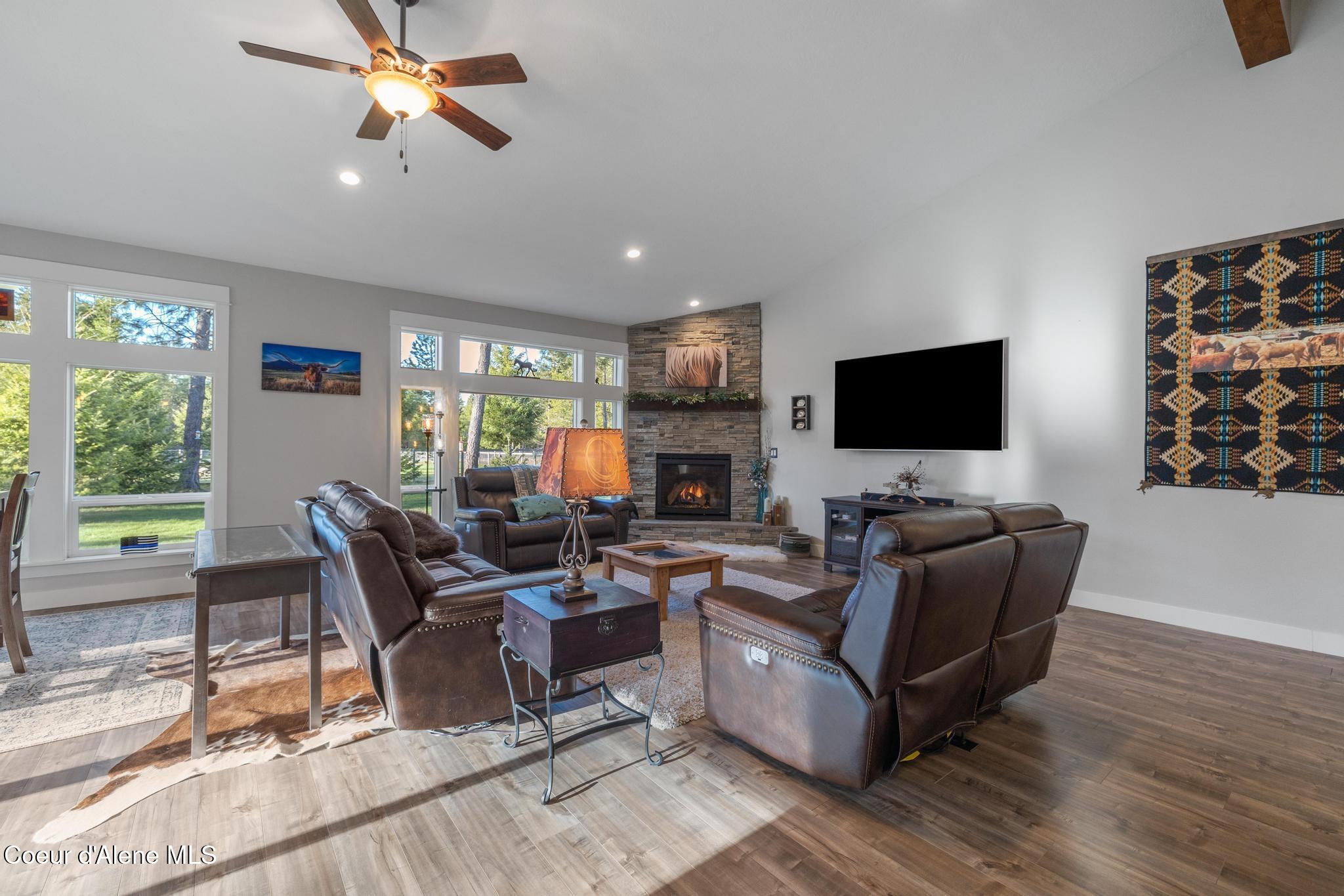 Rathdrum, Idaho, 83858, United States, 3 Bedrooms Bedrooms, ,3 BathroomsBathrooms,Residential,Active,1773526