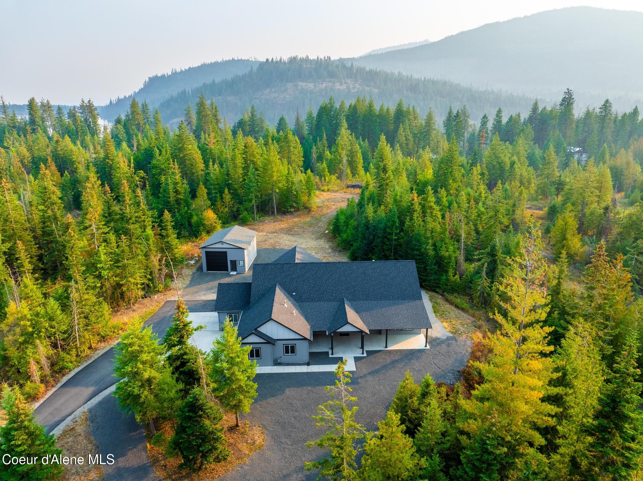 Rathdrum, Idaho, 83858, United States, 5 Bedrooms Bedrooms, ,3 BathroomsBathrooms,Residential,Active,1941134