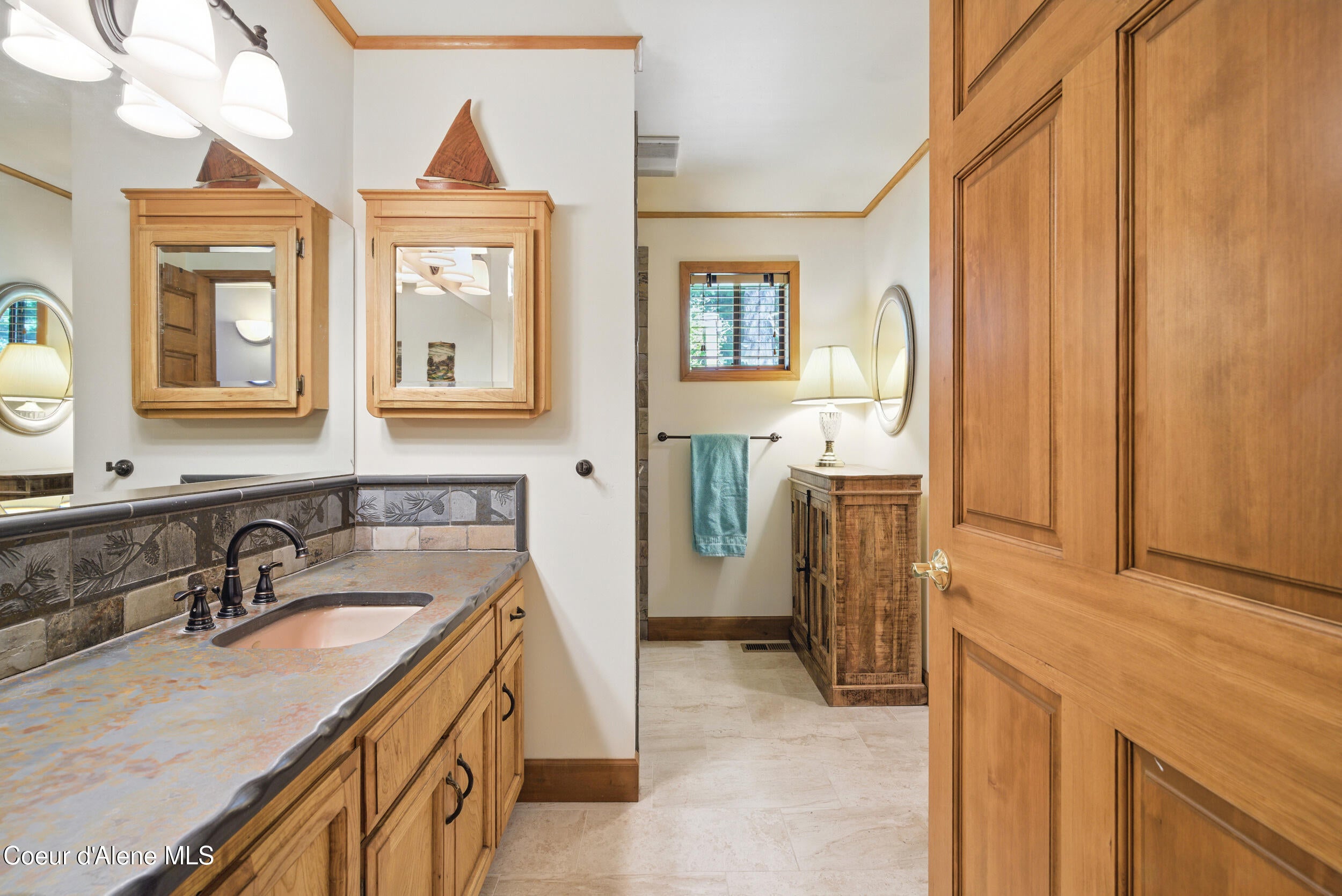 Sandpoint, Idaho, 83864, United States, 4 Bedrooms Bedrooms, ,3 BathroomsBathrooms,Residential,Active,1824574