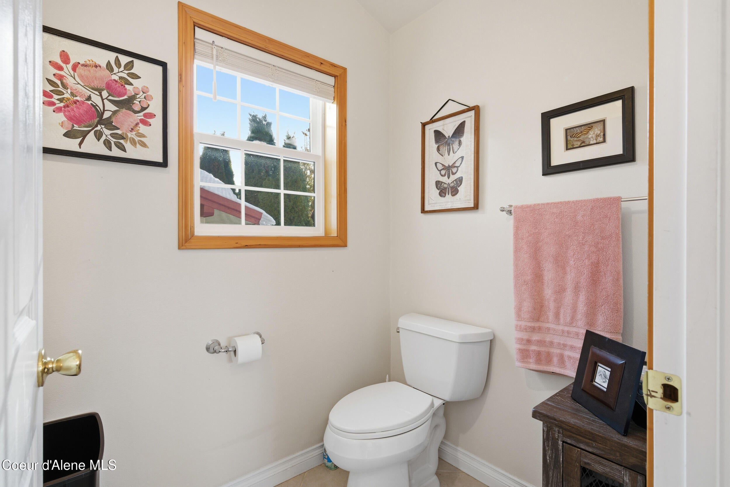 Sandpoint, Idaho, 83864, United States, 5 Bedrooms Bedrooms, ,5 BathroomsBathrooms,Residential,Active,2013917