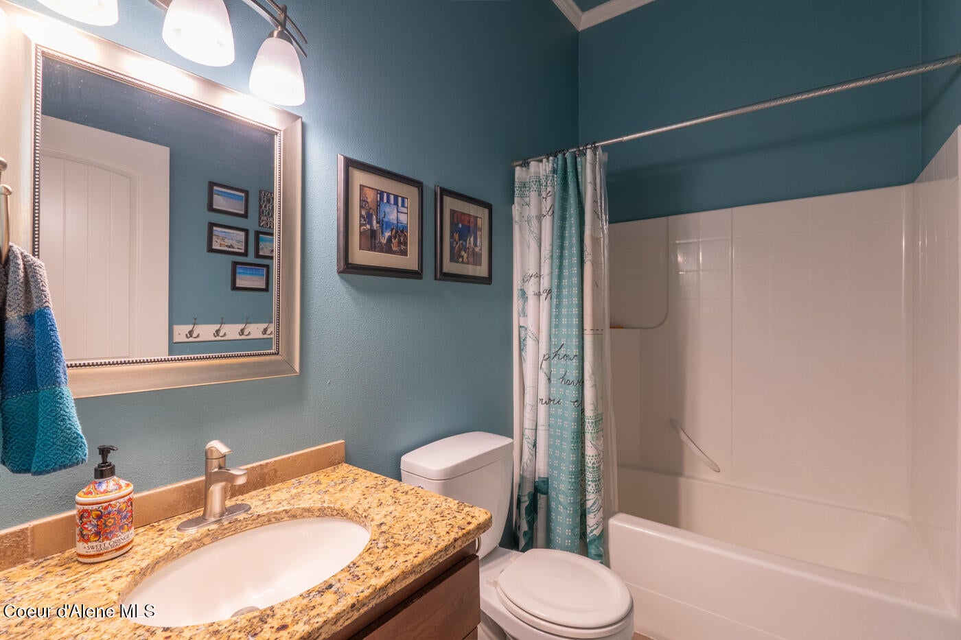 Rathdrum, Idaho, 83858, United States, 5 Bedrooms Bedrooms, ,3 BathroomsBathrooms,Residential,Active,2007246