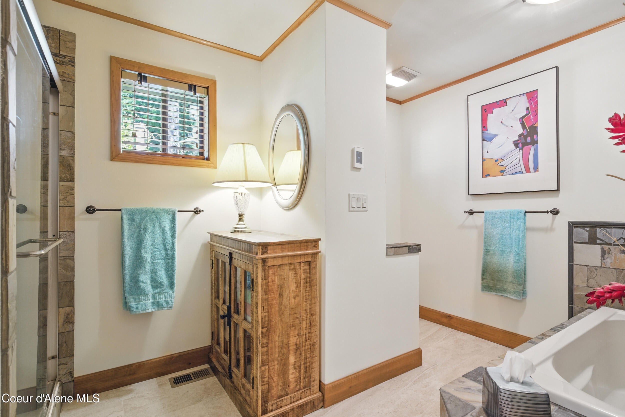 Sandpoint, Idaho, 83864, United States, 4 Bedrooms Bedrooms, ,3 BathroomsBathrooms,Residential,Active,1824574