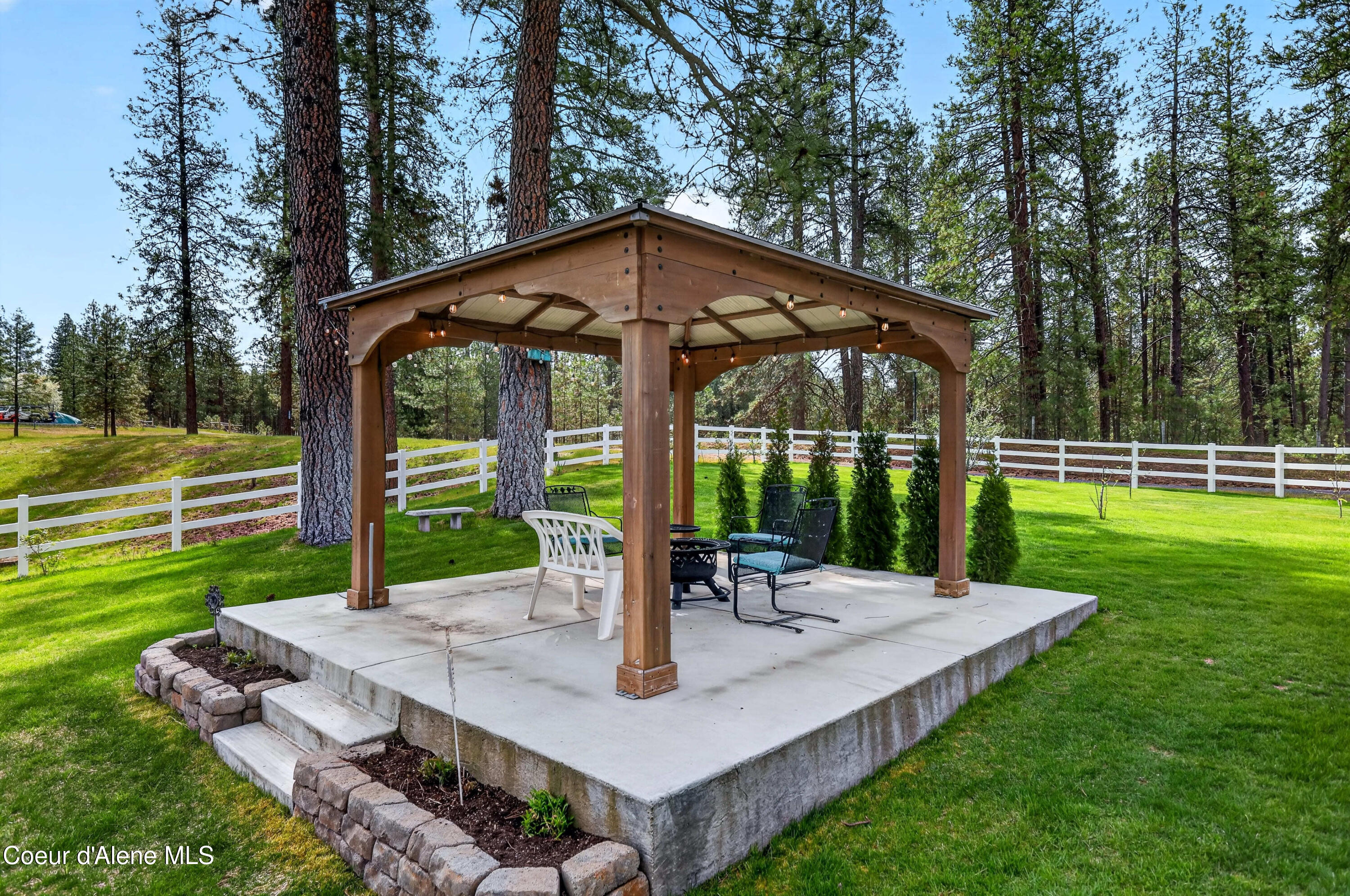 Medical Lake, Washington, 99022, United States, 5 Bedrooms Bedrooms, ,5 BathroomsBathrooms,Residential,Active,2043443