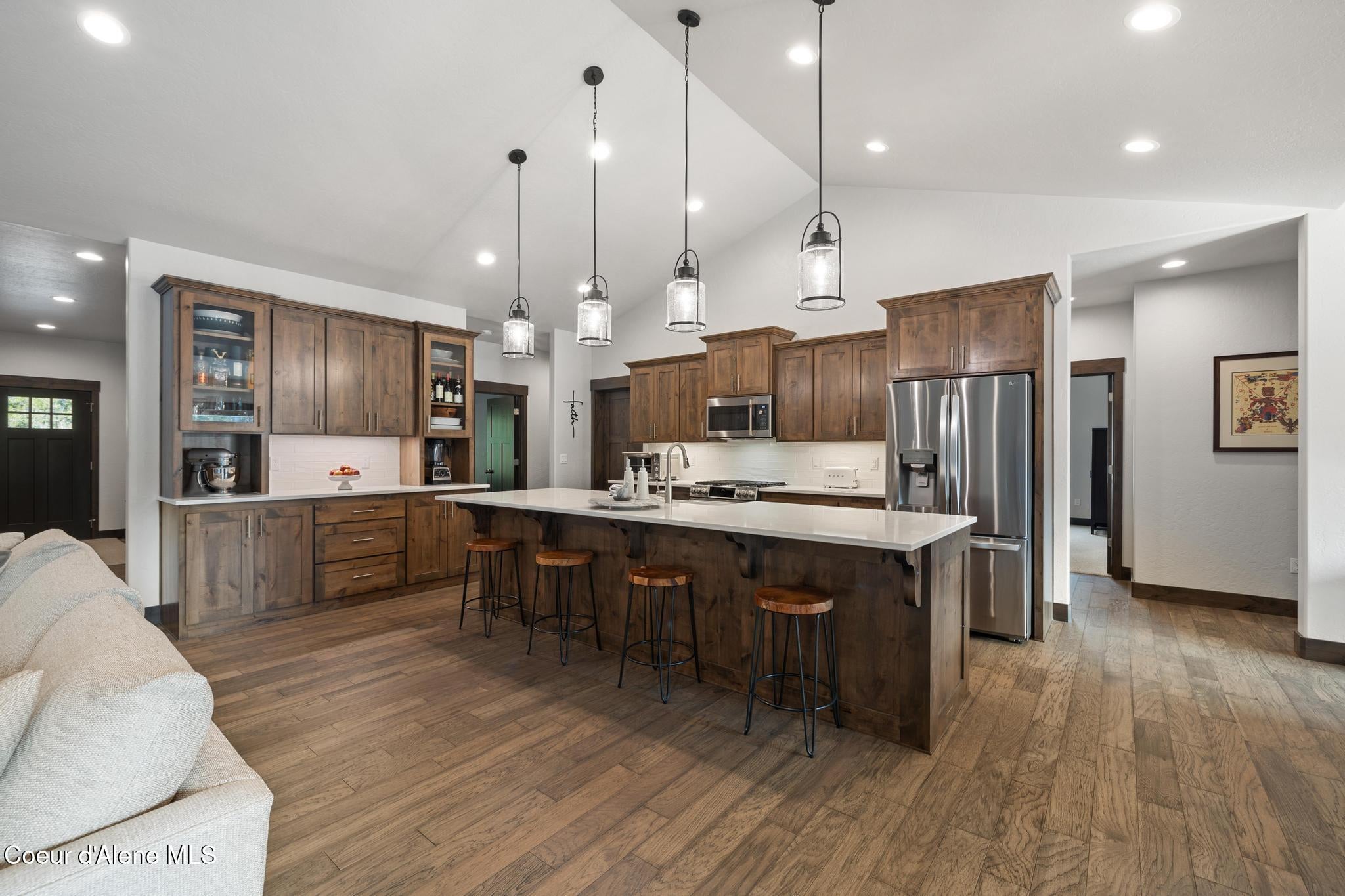 Rathdrum, Idaho, 83858, United States, 5 Bedrooms Bedrooms, ,3 BathroomsBathrooms,Residential,Active,1941134